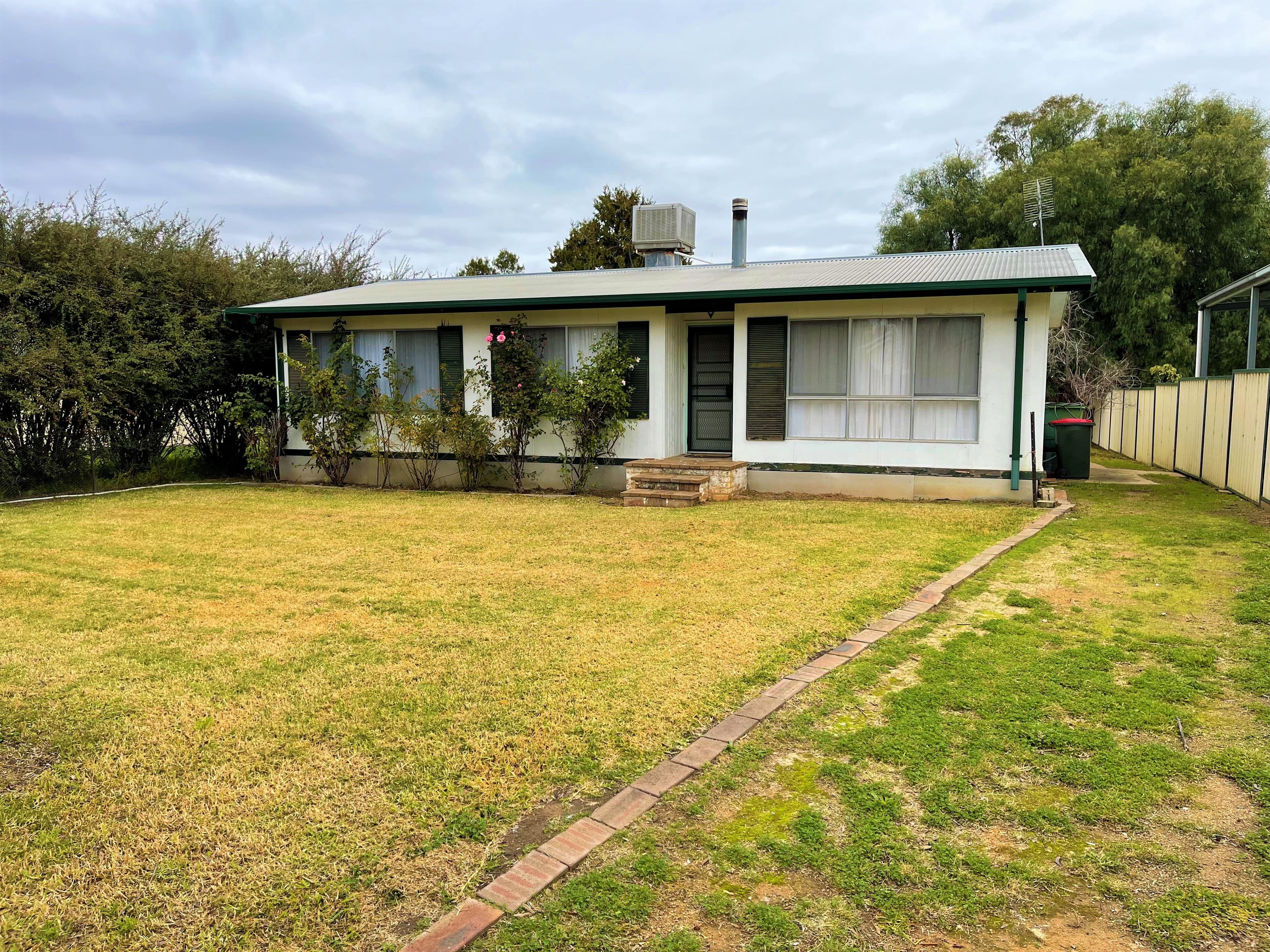 3 Railway Street, GALONG Via, Harden NSW 2587, Harden - Image 1