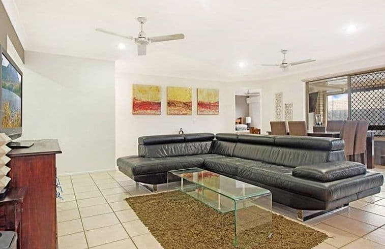 21 Pitkin Avenue, Bellmere QLD 4510, Bellmere - Thumbnail 4
