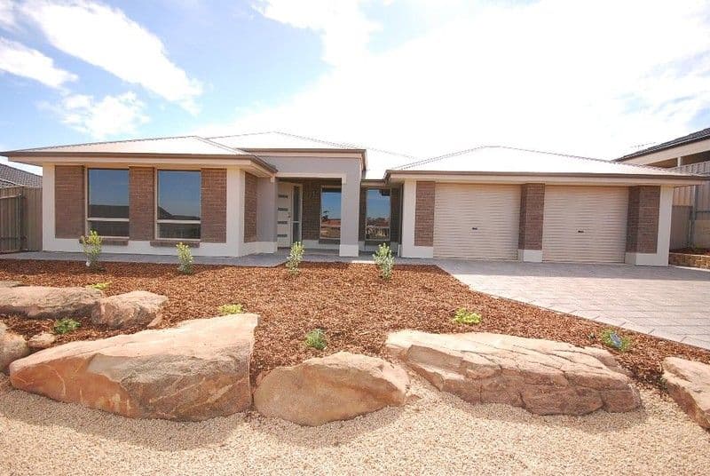 73 Wallace Drive, CRAIGMORE SA 5114, Craigmore - Image 1