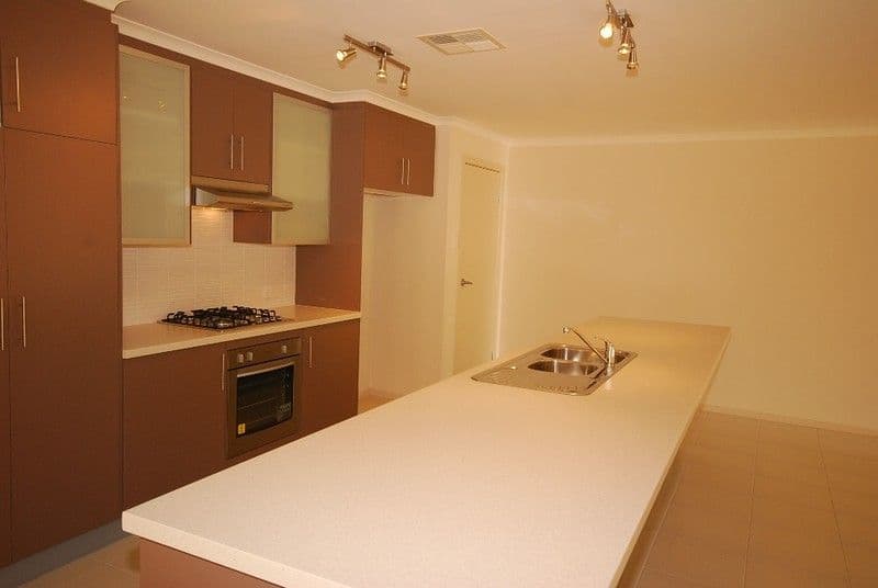 73 Wallace Drive, CRAIGMORE SA 5114, Craigmore - Thumbnail 3