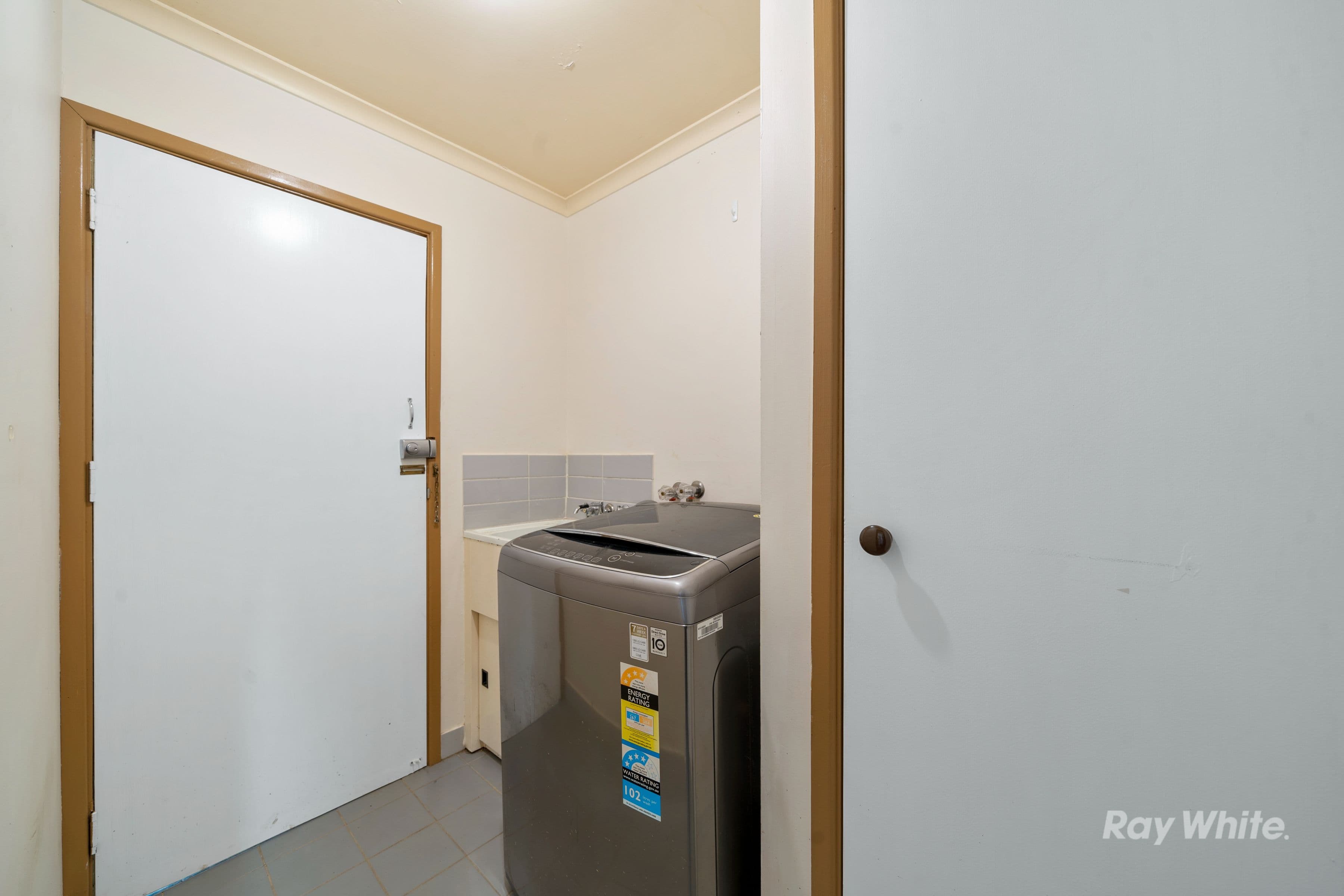 16 Warwick Court, Bellbird Park QLD 4300, Bellbird Park - Thumbnail 7