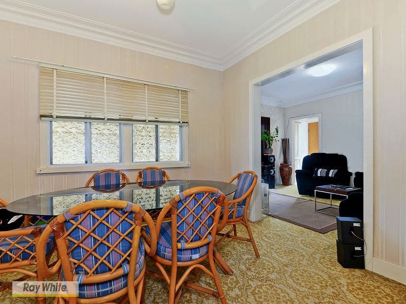 21 Hinkler Street, KEDRON QLD 4031, Kedron - Thumbnail 3
