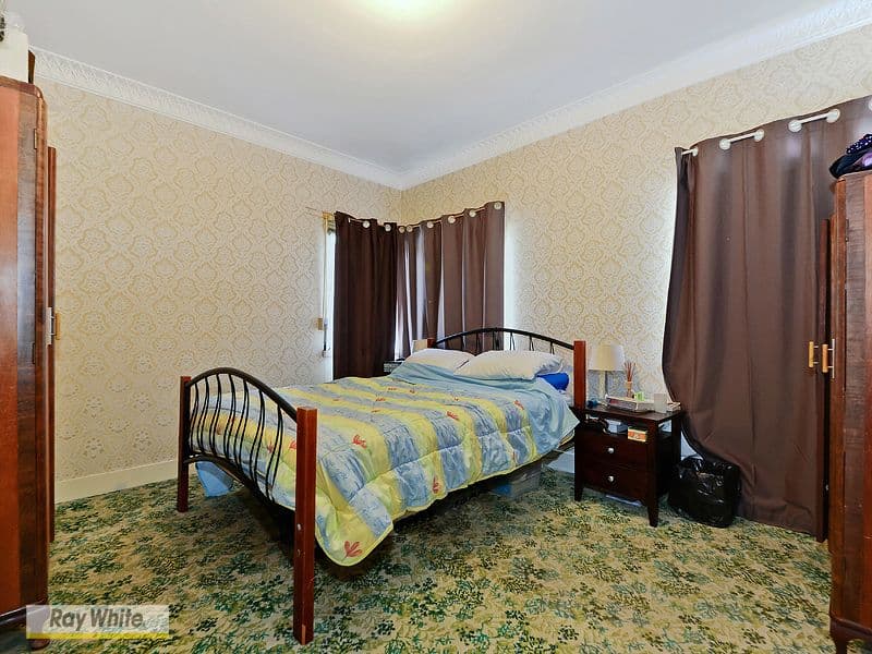 21 Hinkler Street, KEDRON QLD 4031, Kedron - Thumbnail 5