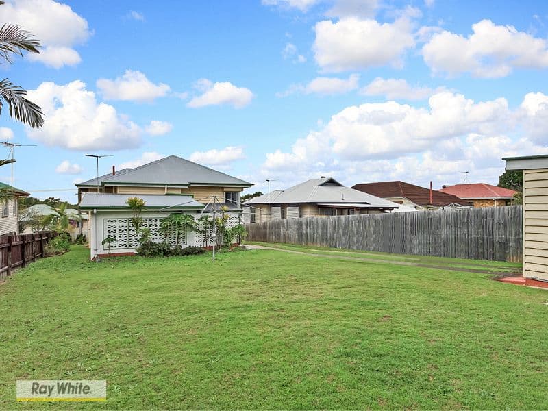 21 Hinkler Street, KEDRON QLD 4031, Kedron - Thumbnail 7