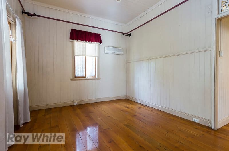 9 Birdwood Street, COORPAROO QLD 4151, Coorparoo - Thumbnail 2