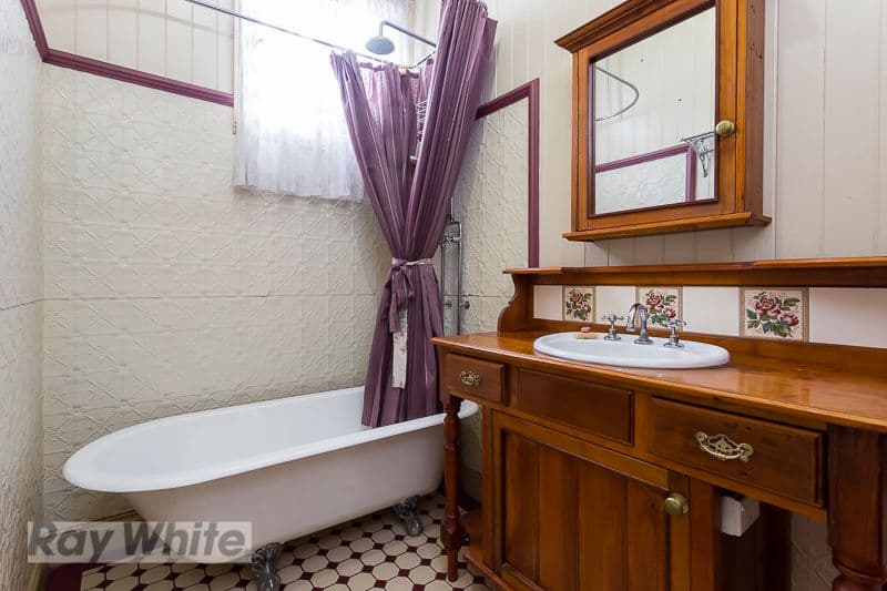 9 Birdwood Street, COORPAROO QLD 4151, Coorparoo - Thumbnail 4