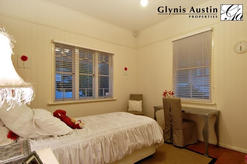 91 Taringa Parade, INDOOROOPILLY QLD 4068, Indooroopilly - Thumbnail 8