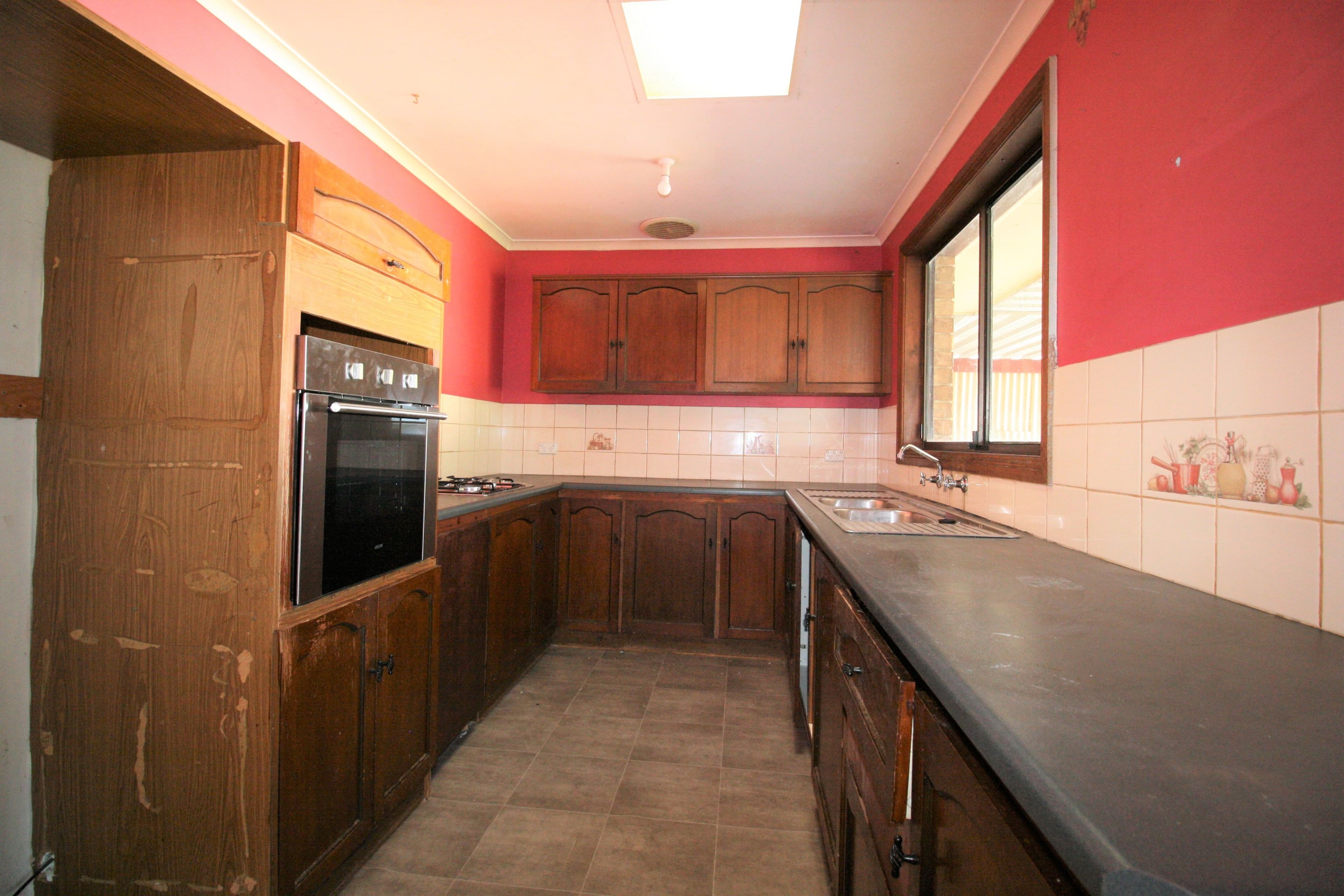 16 Sunglow Crescent, Hackham West SA 5163, Hackham West - Thumbnail 2