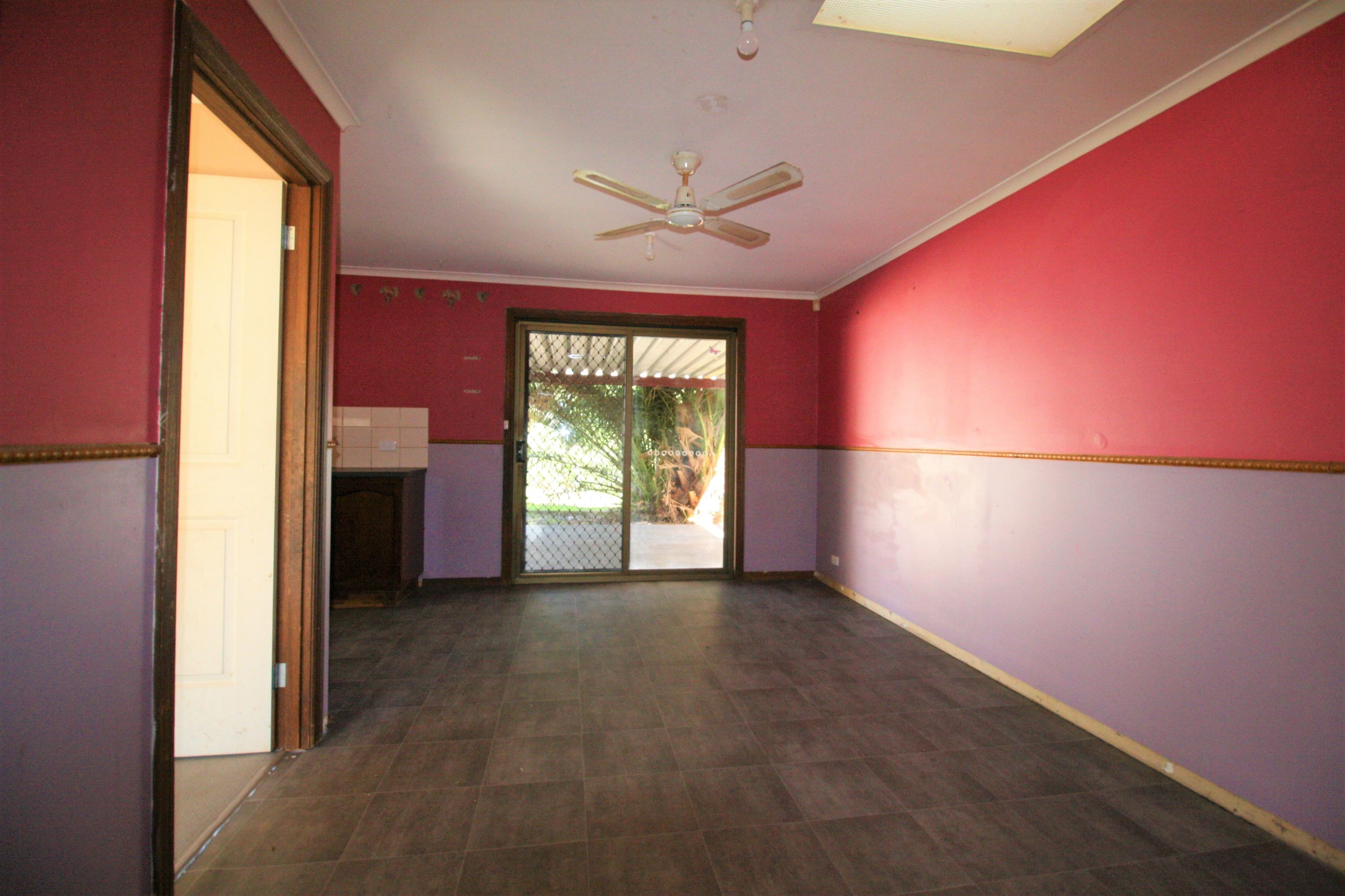 16 Sunglow Crescent, Hackham West SA 5163, Hackham West - Thumbnail 3