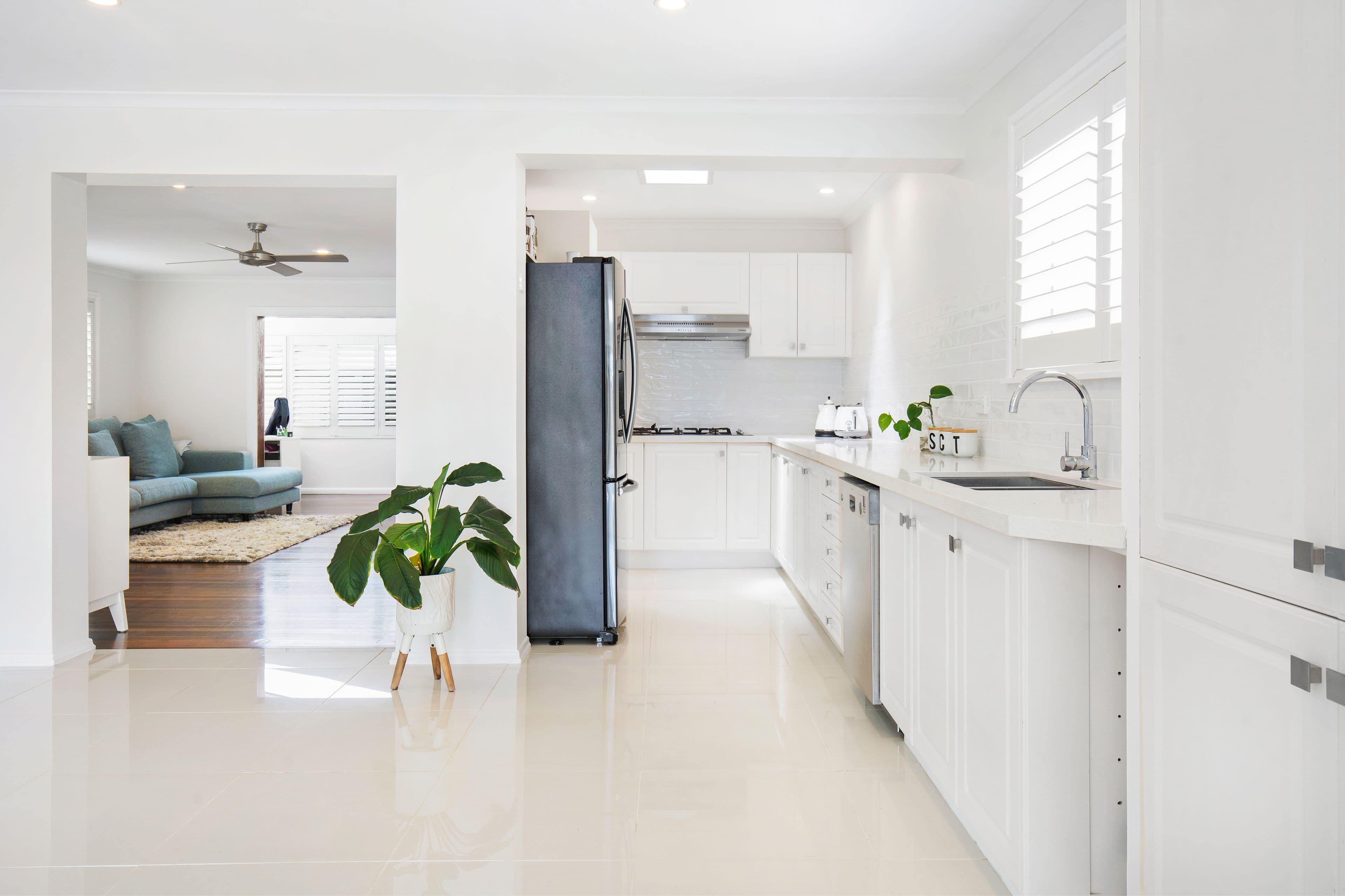 45 Poinciana Boulevard, Broadbeach Waters QLD 4218, Broadbeach Waters - Thumbnail 7