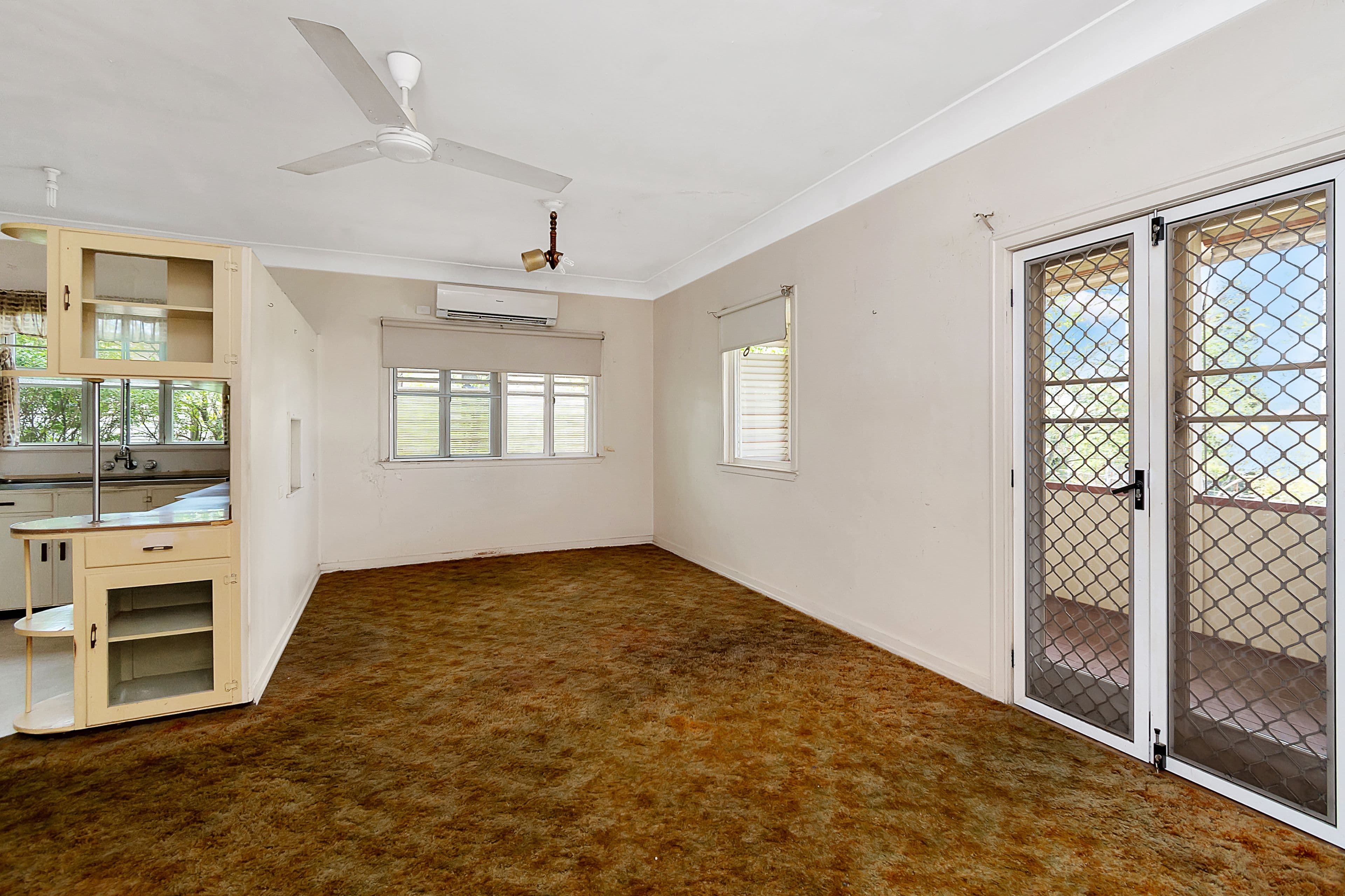 27 Dorothy Street, Silkstone QLD 4304, Silkstone - Thumbnail 3