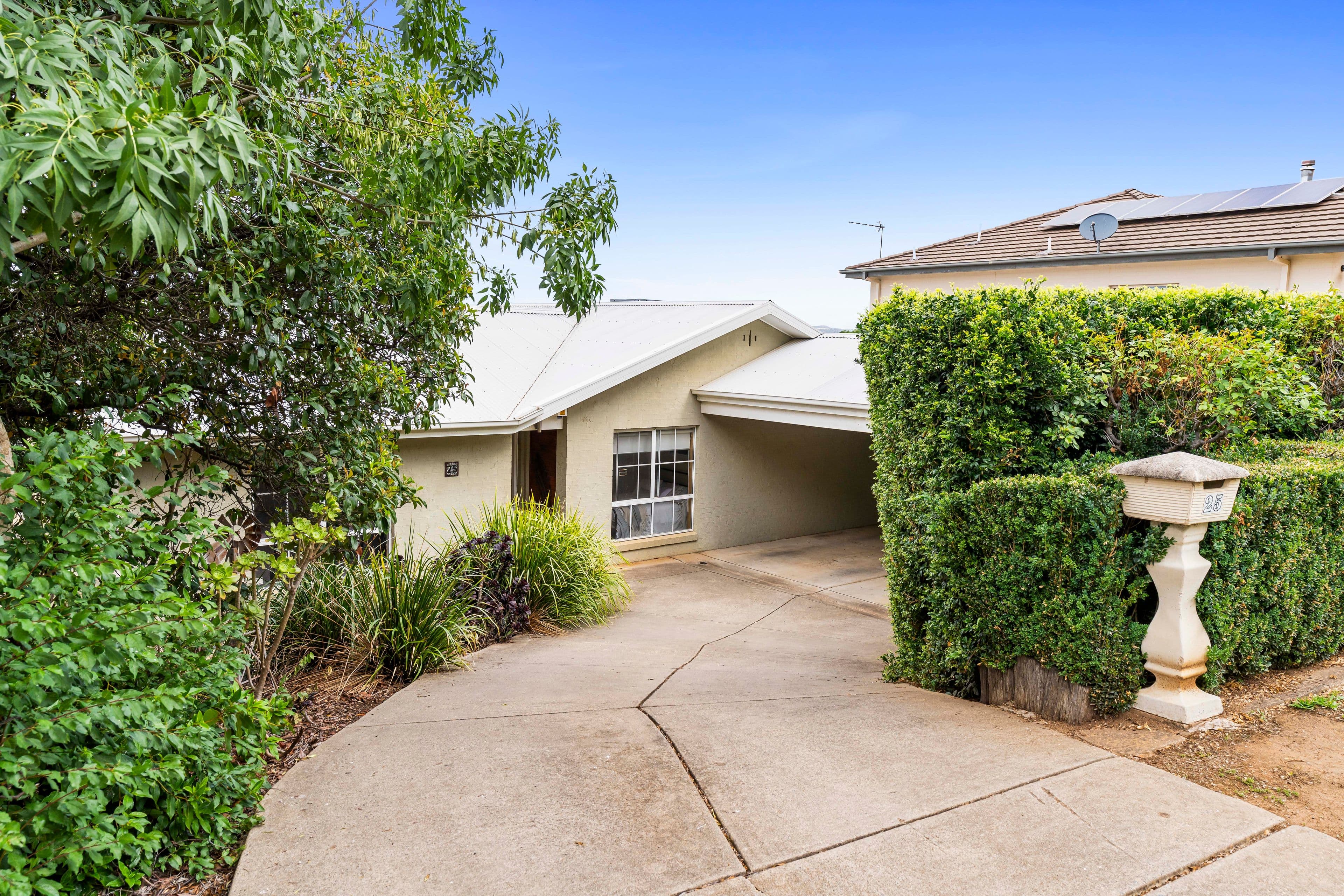 25 Andrews Avenue, Kooringal NSW 2650, Kooringal - Image 1