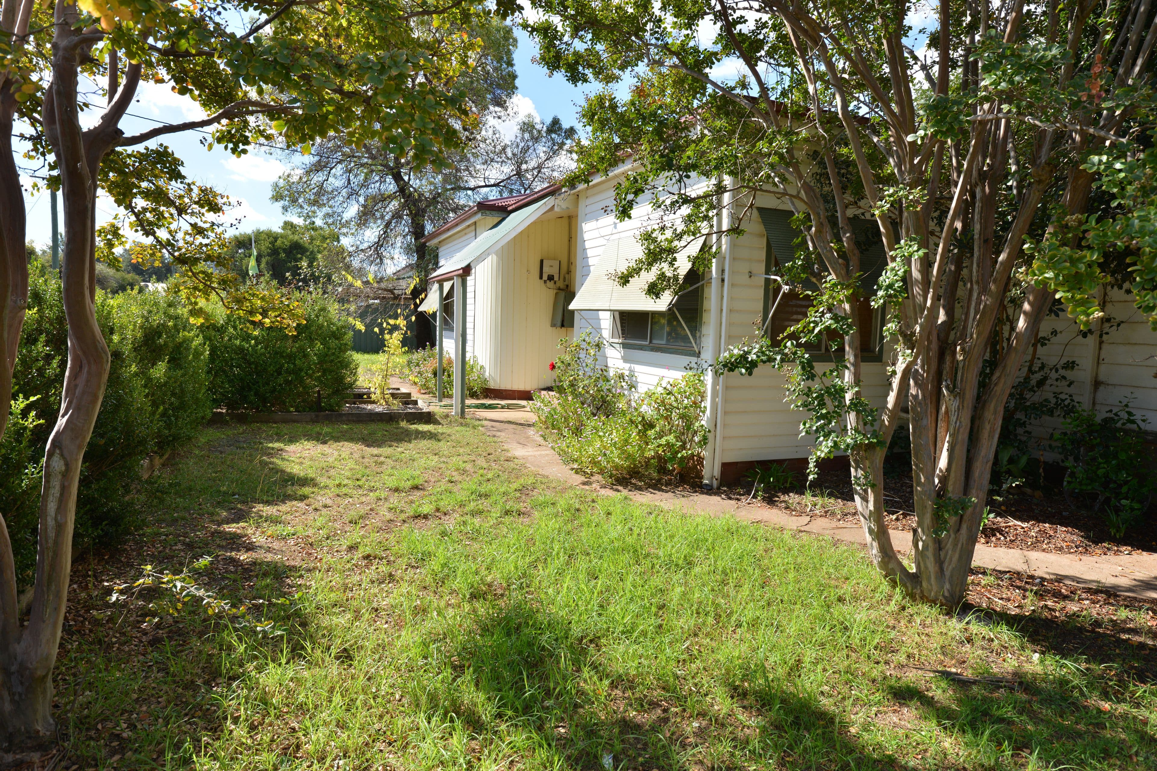10 Gardiner Street, Baradine NSW 2396, Baradine - Image 1