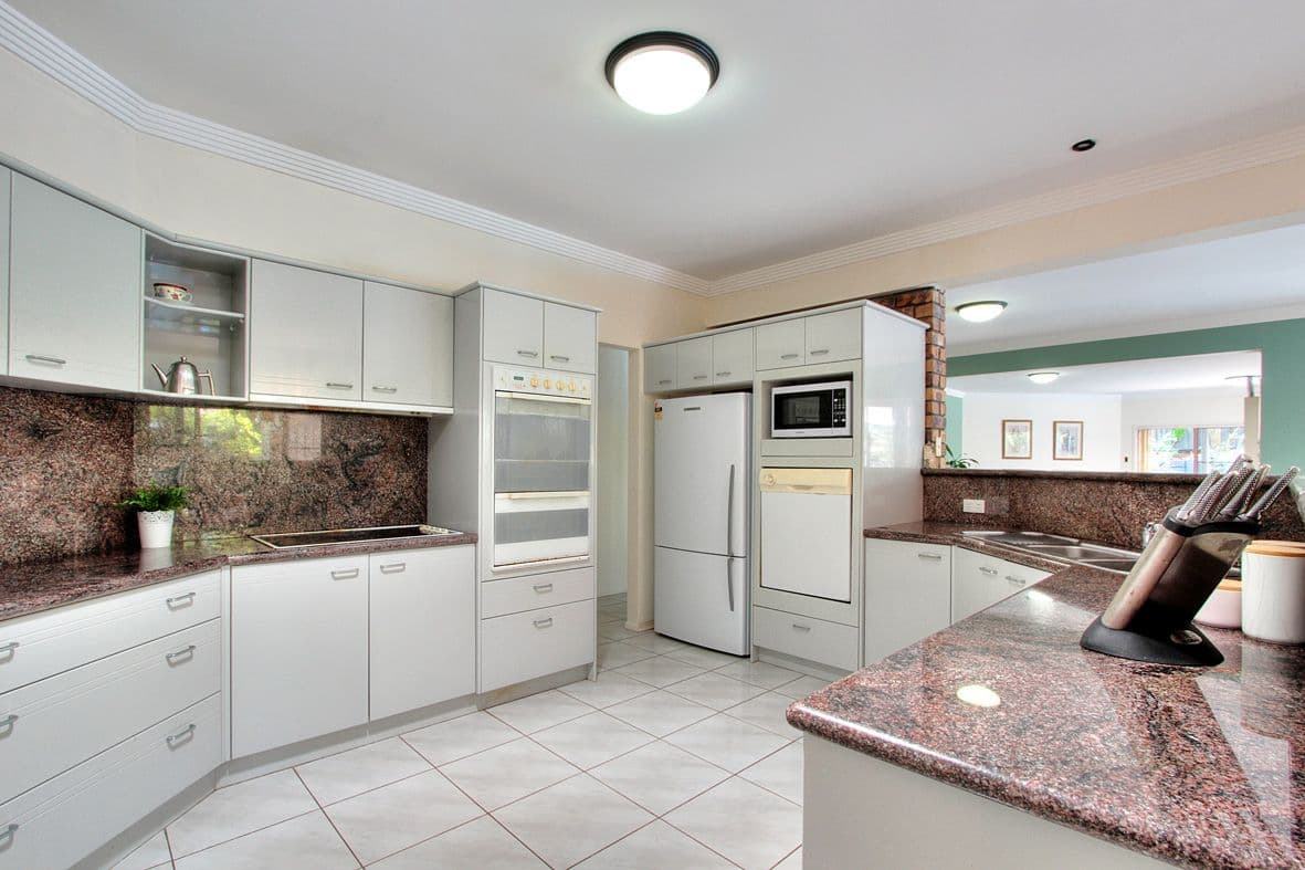 18 Danaher Drive, Rochedale South QLD 4123, Rochedale South - Thumbnail 4