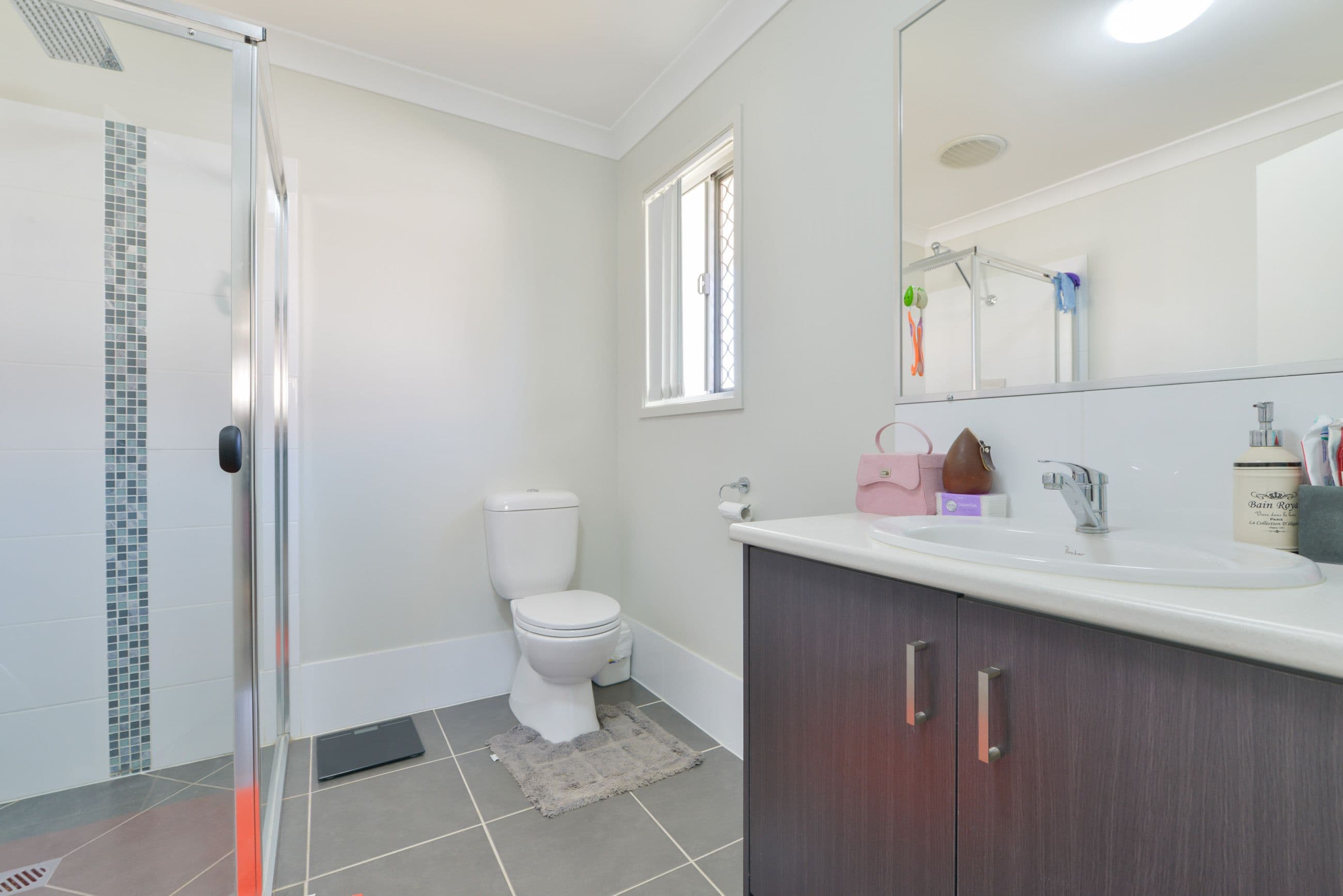 1 Carnegie Place, Westdale - Thumbnail 8