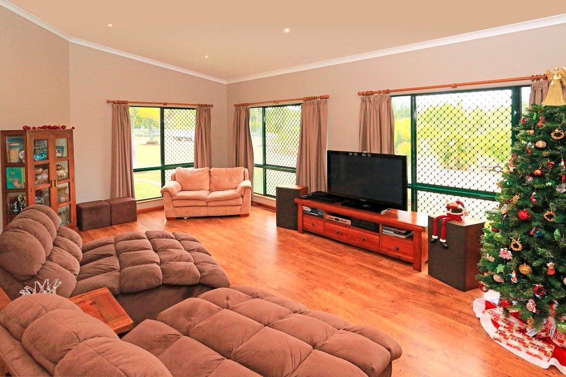 4 Perrott Drive, Rockyview QLD 4701, Rockyview - Thumbnail 8