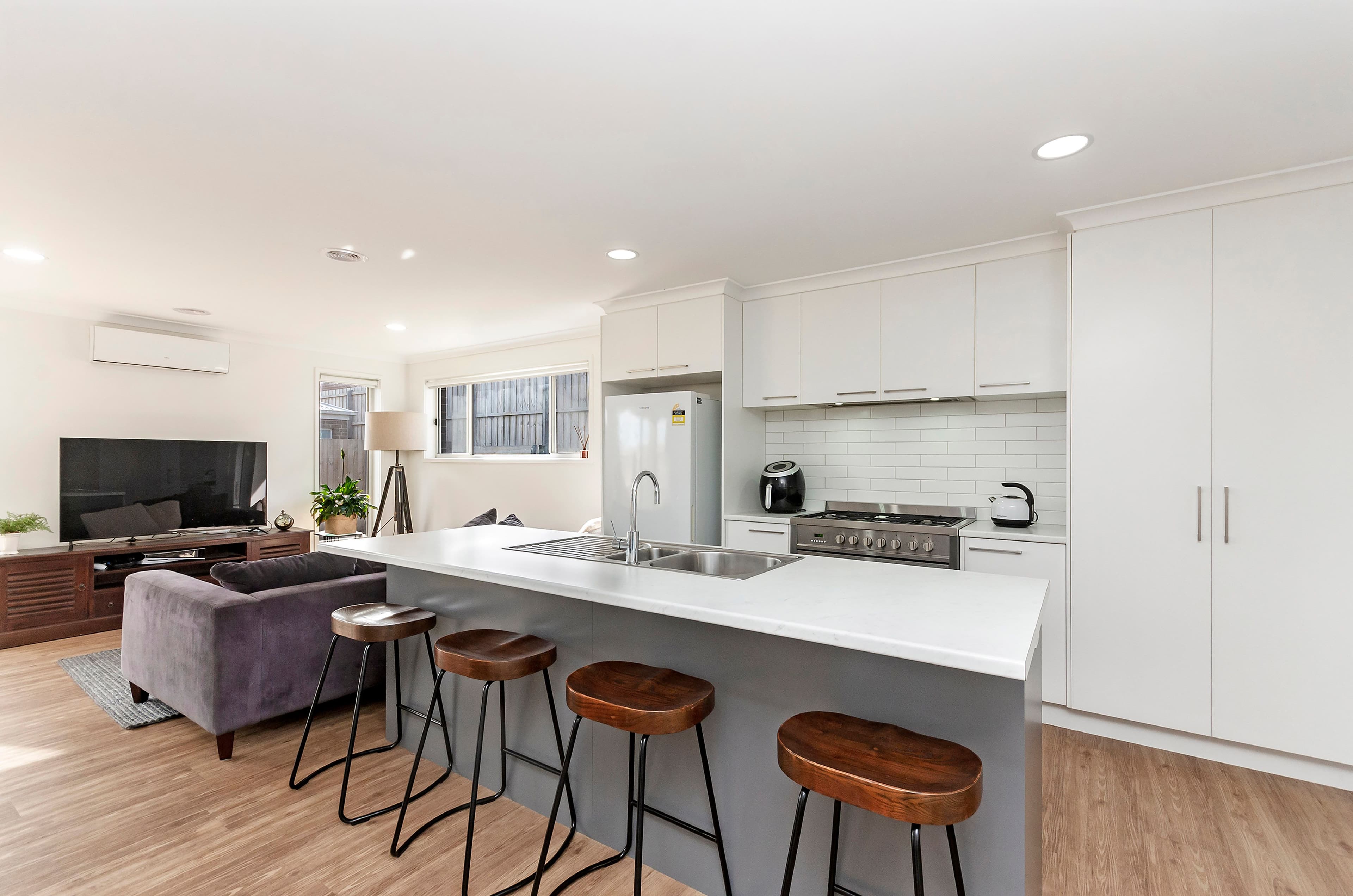 20 Drew Street, Warrnambool VIC 3280, Warrnambool - Thumbnail 2