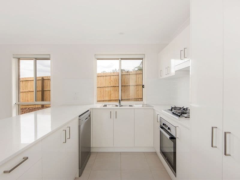 31 Chatswood Court, Deebing Heights QLD 4306, Deebing Heights - Image 1