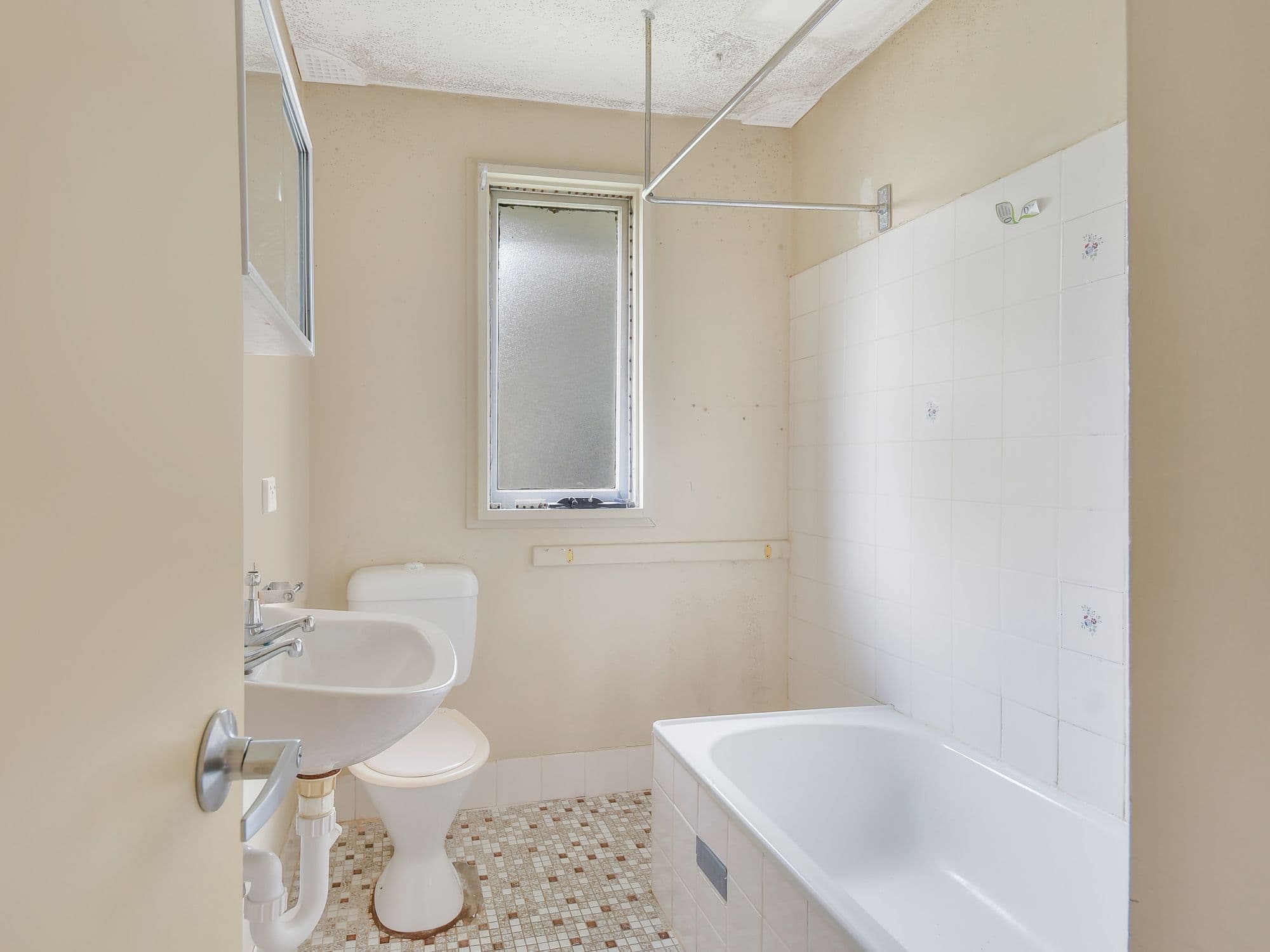 6 Merino Crescent, Airds NSW 2560, Airds - Thumbnail 8