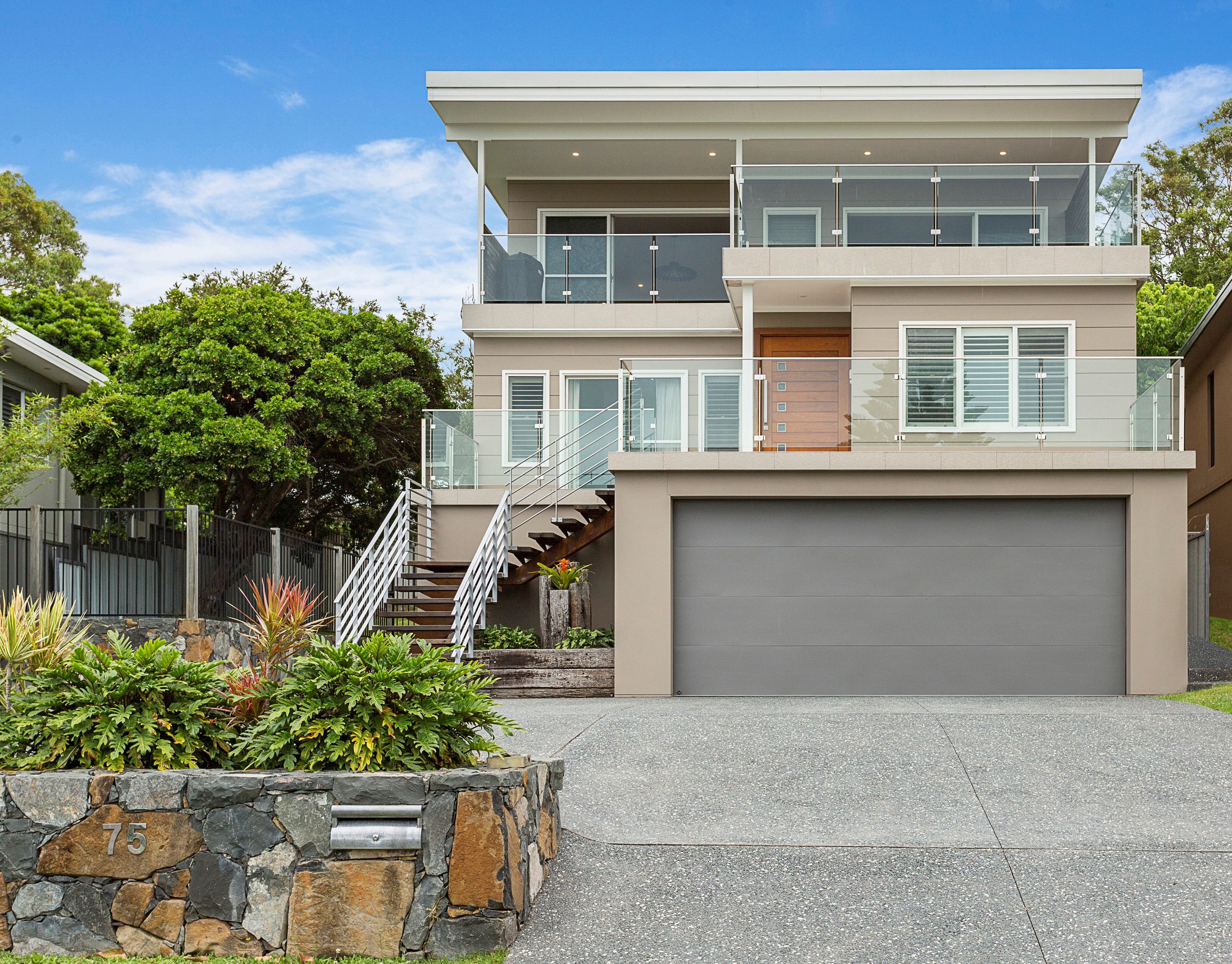 123 Kiarama Avenue, Kiama Downs - Image 1
