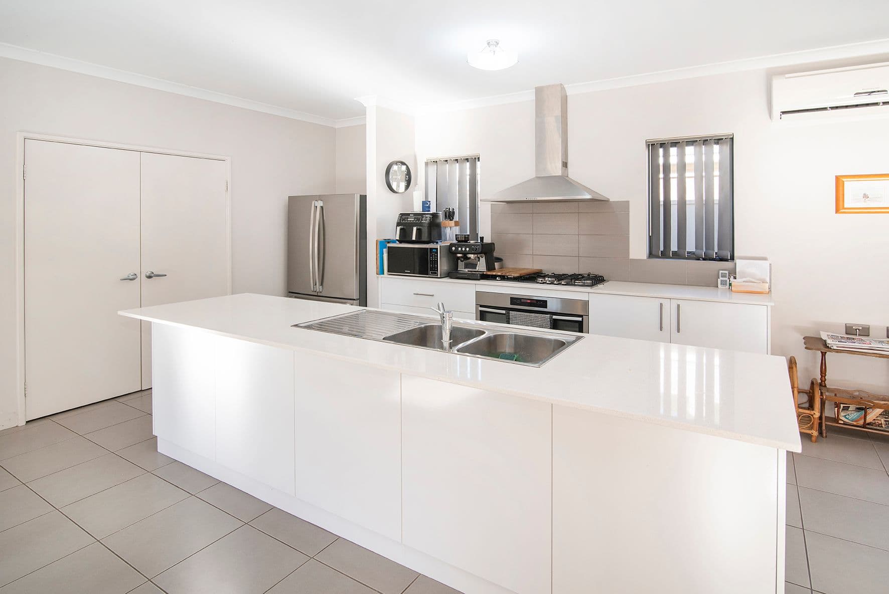 10 Casselton Loop, Geographe WA 6280, Geographe - Thumbnail 5