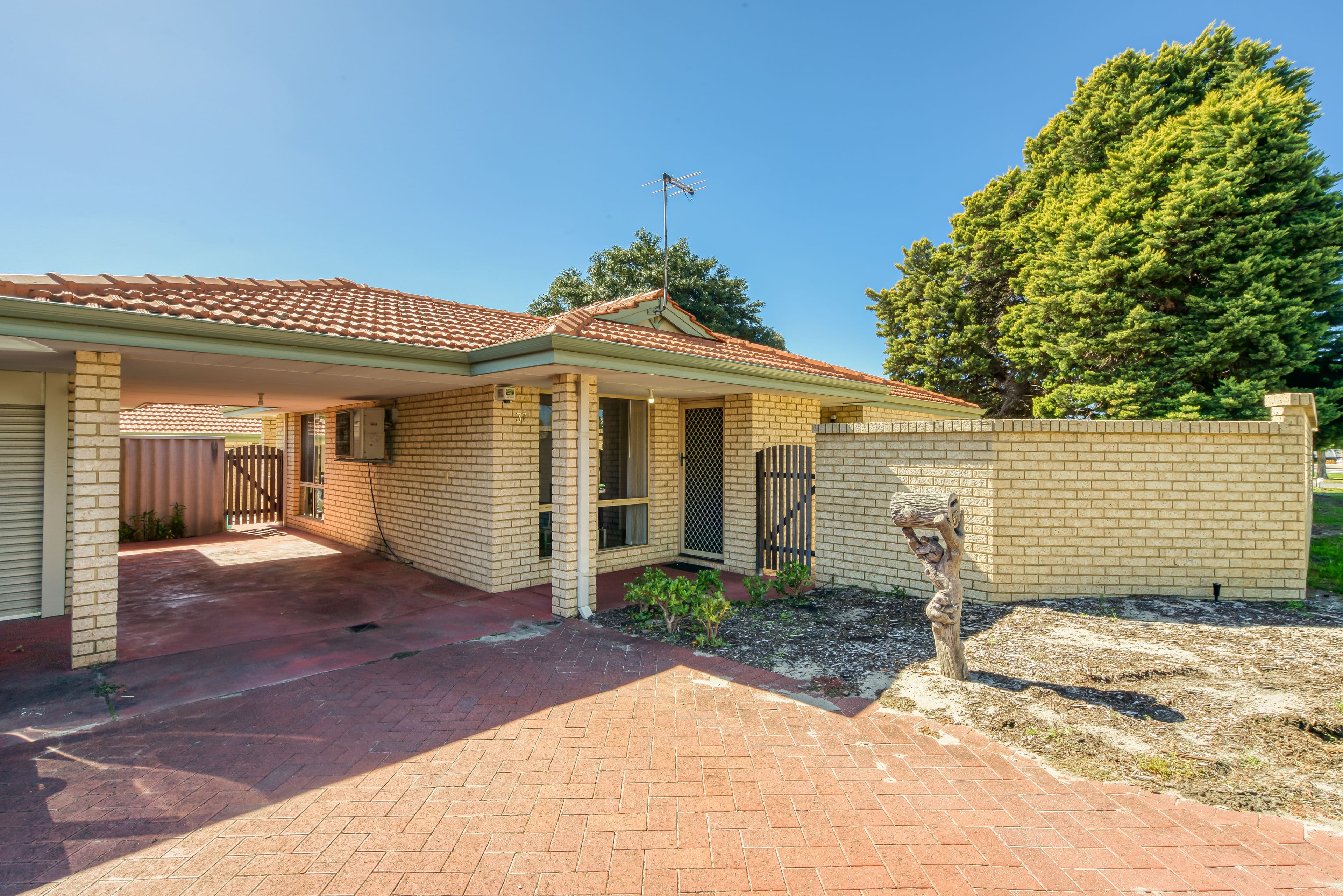 37A Spring Road, Thornlie WA 6108, Thornlie - Image 1