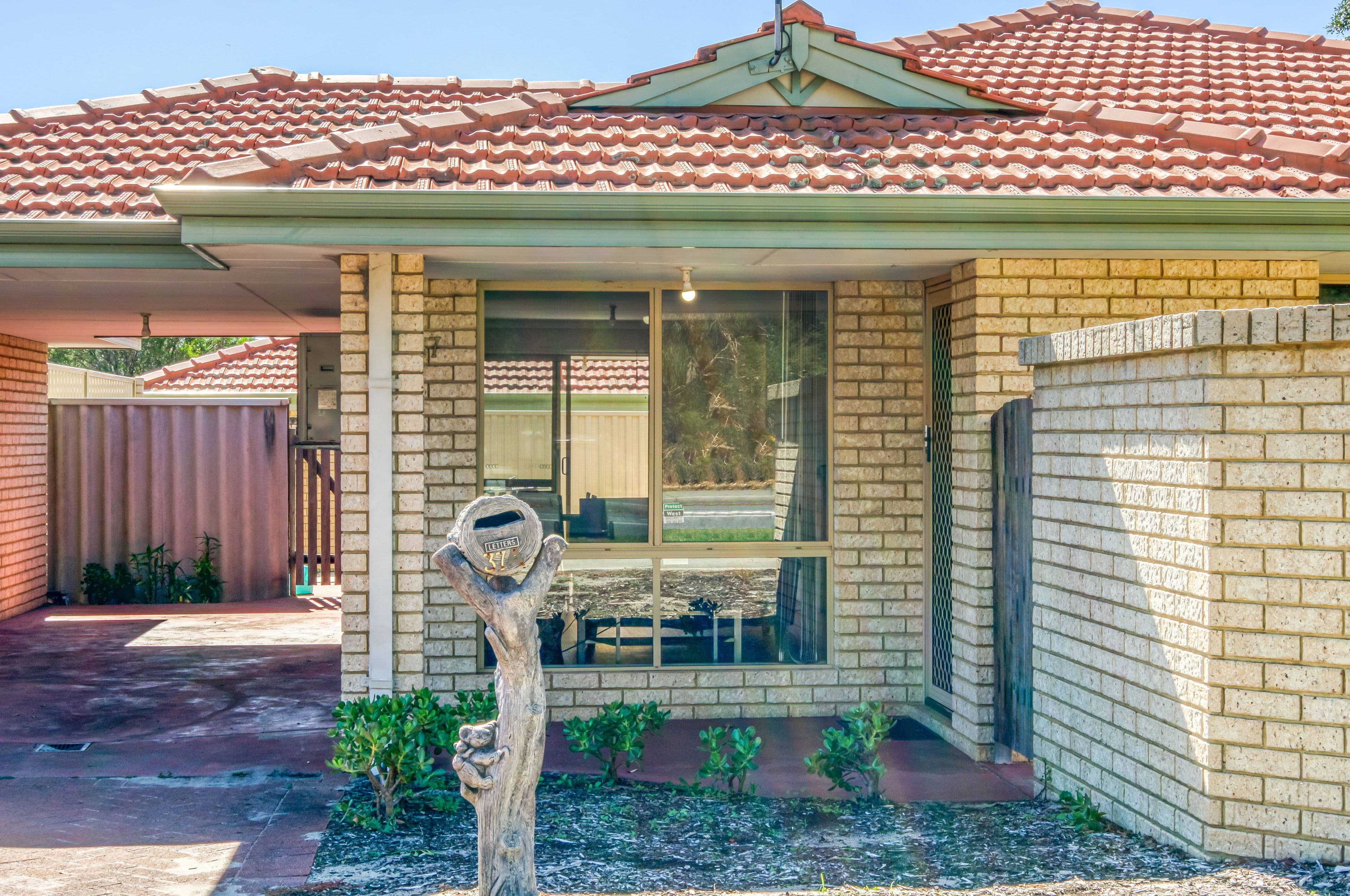 37A Spring Road, Thornlie WA 6108, Thornlie - Thumbnail 2