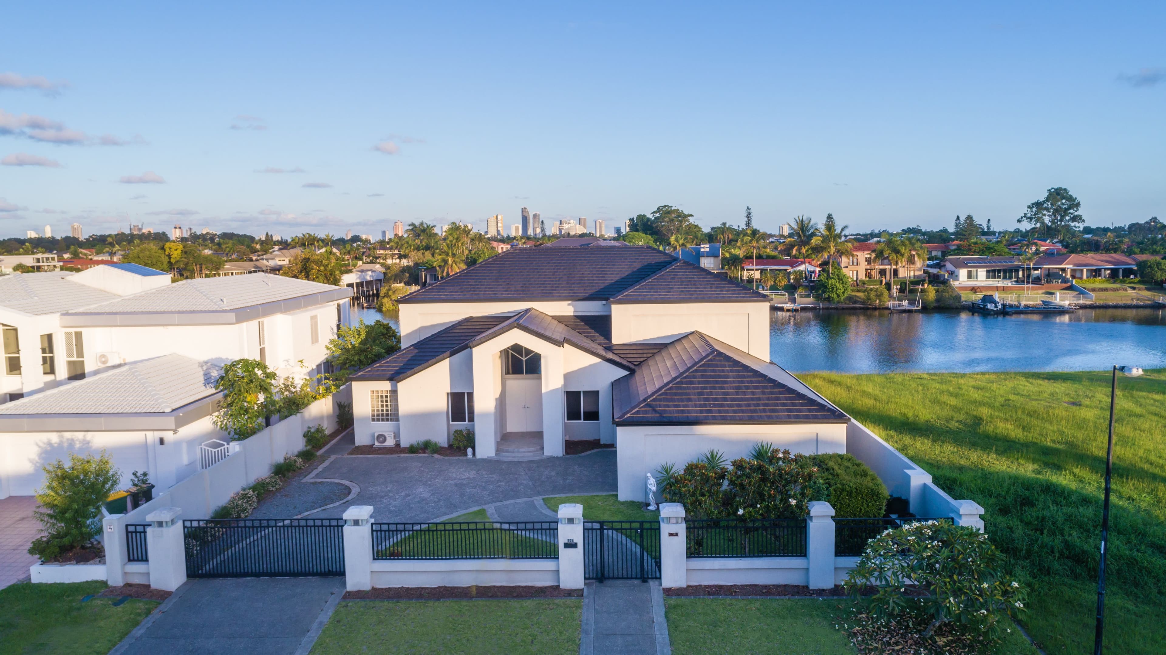 124 Edinburgh Road, Benowa Waters QLD 4217, Benowa - Thumbnail 4