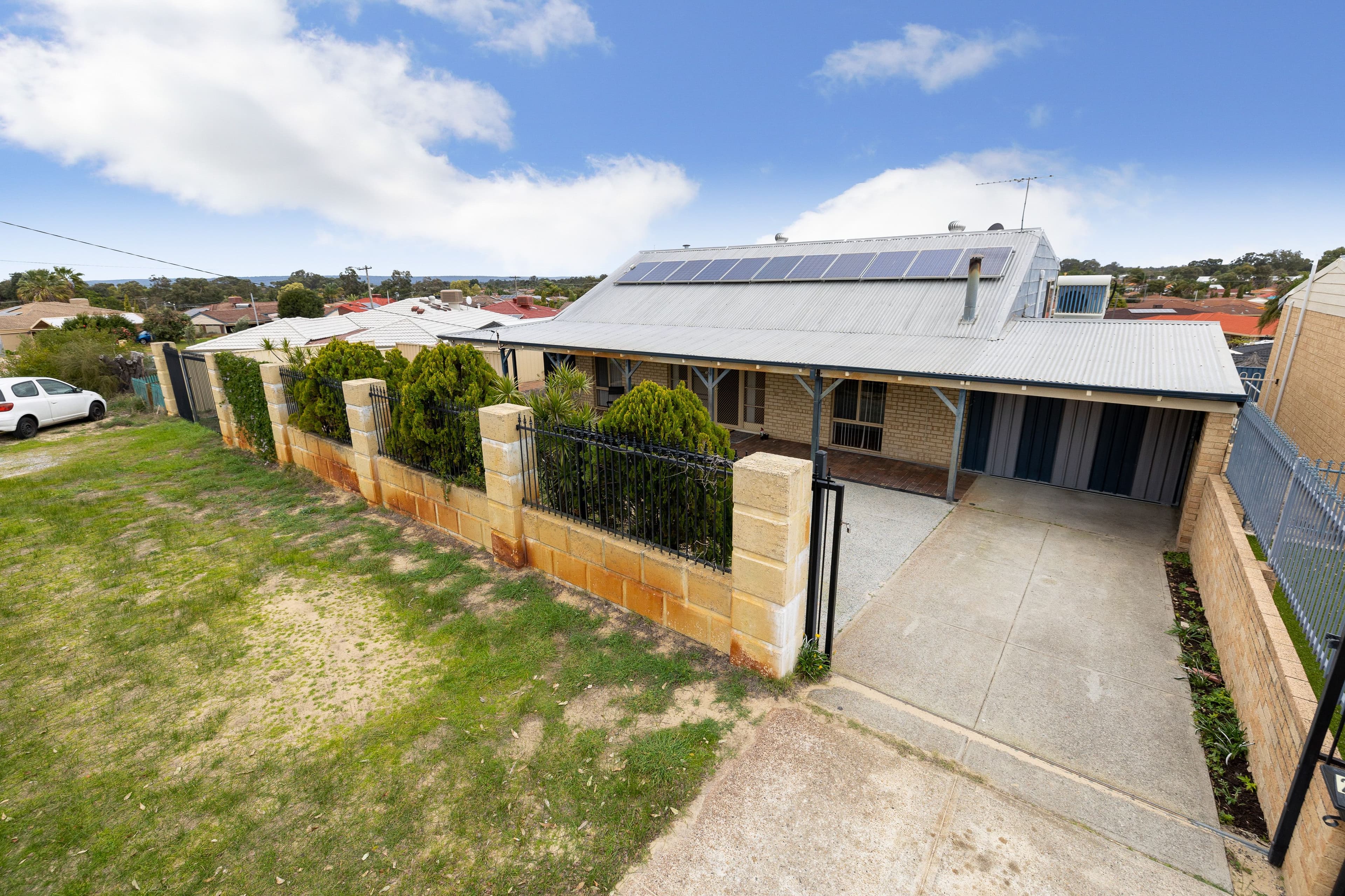 25 Rhine Crescent, Beechboro WA 6063, Beechboro - Thumbnail 4