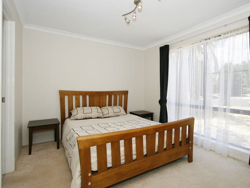 10 Symes Close, SEVILLE GROVE WA 6112, Seville Grove - Thumbnail 3