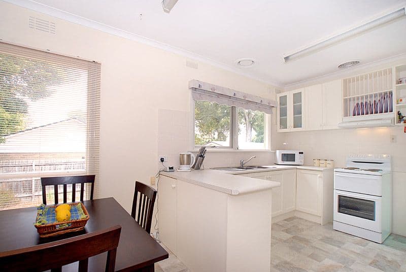 21 Norma Crescent South, KNOXFIELD VIC 3180, Knoxfield - Thumbnail 2