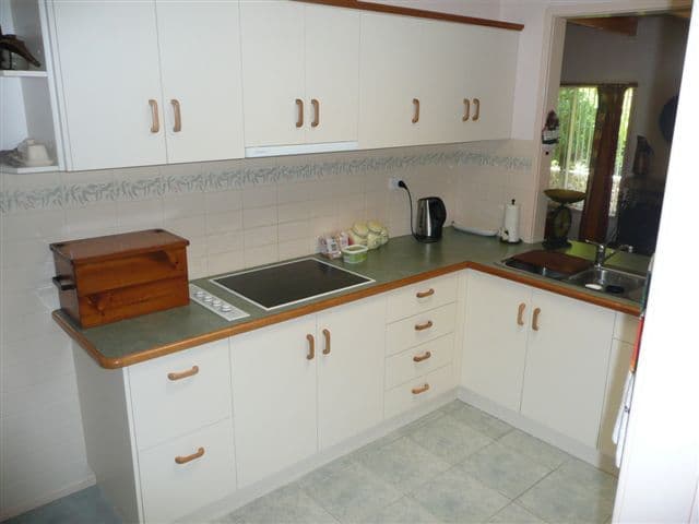 9  Macquarie Road, FENNELL BAY NSW 2283, Fennell Bay - Thumbnail 3