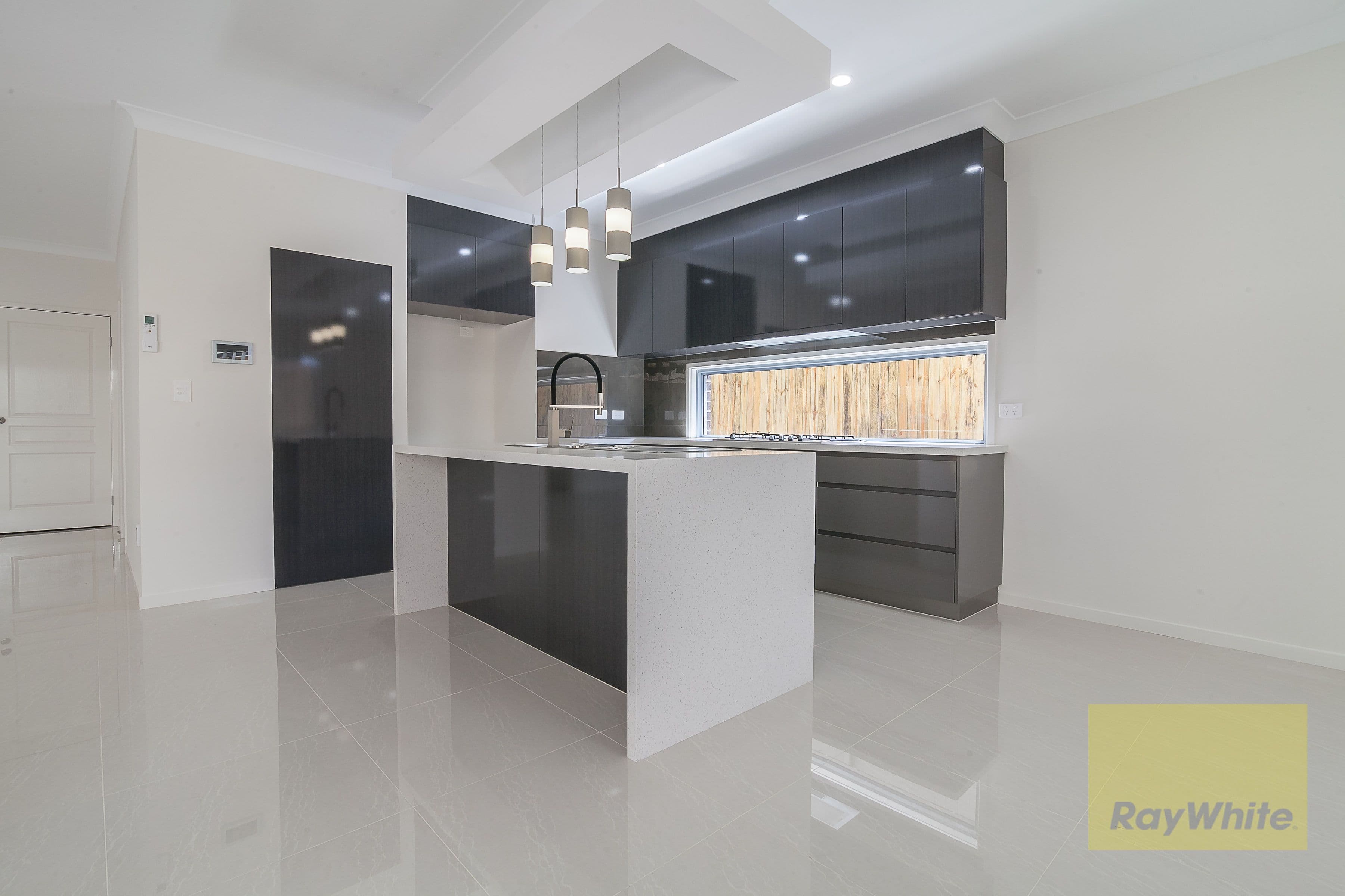 29 Abington Street, SPRING MOUNTAIN QLD 4300, Spring Mountain - Thumbnail 4