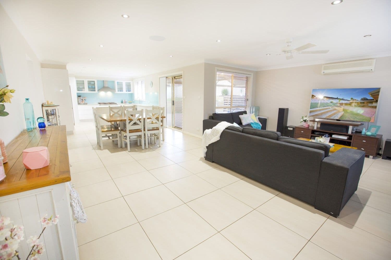 16 Budge Close, Glenmore Park - Thumbnail 3