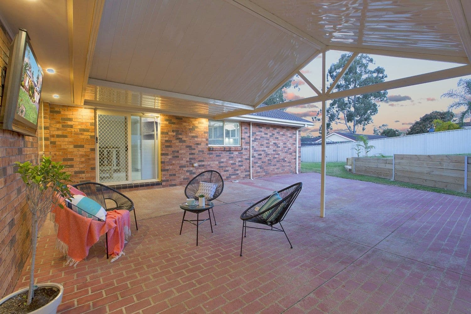 16 Budge Close, Glenmore Park - Thumbnail 8