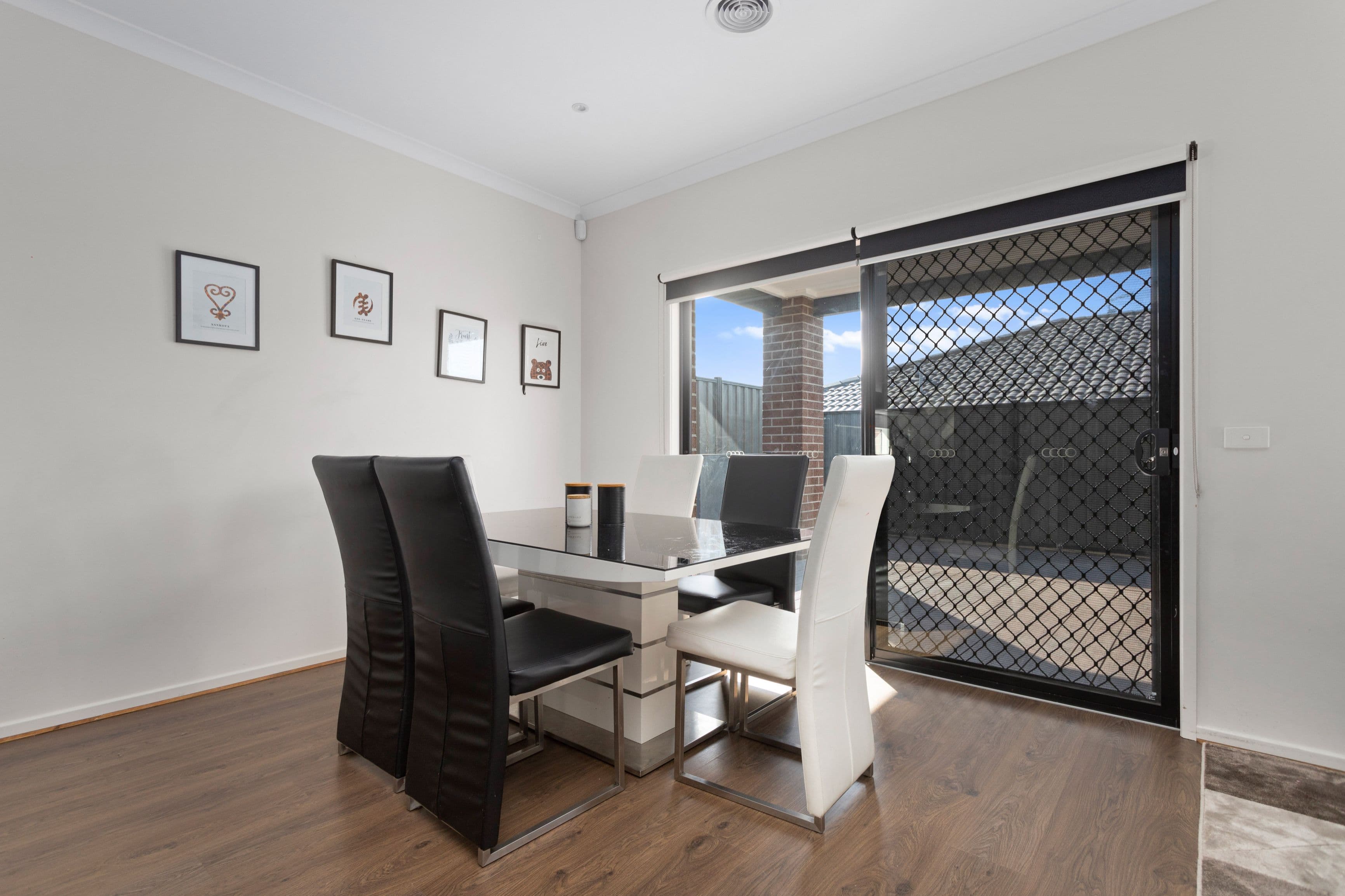 4 Messina Street, Mernda VIC 3754, Mernda - Thumbnail 4