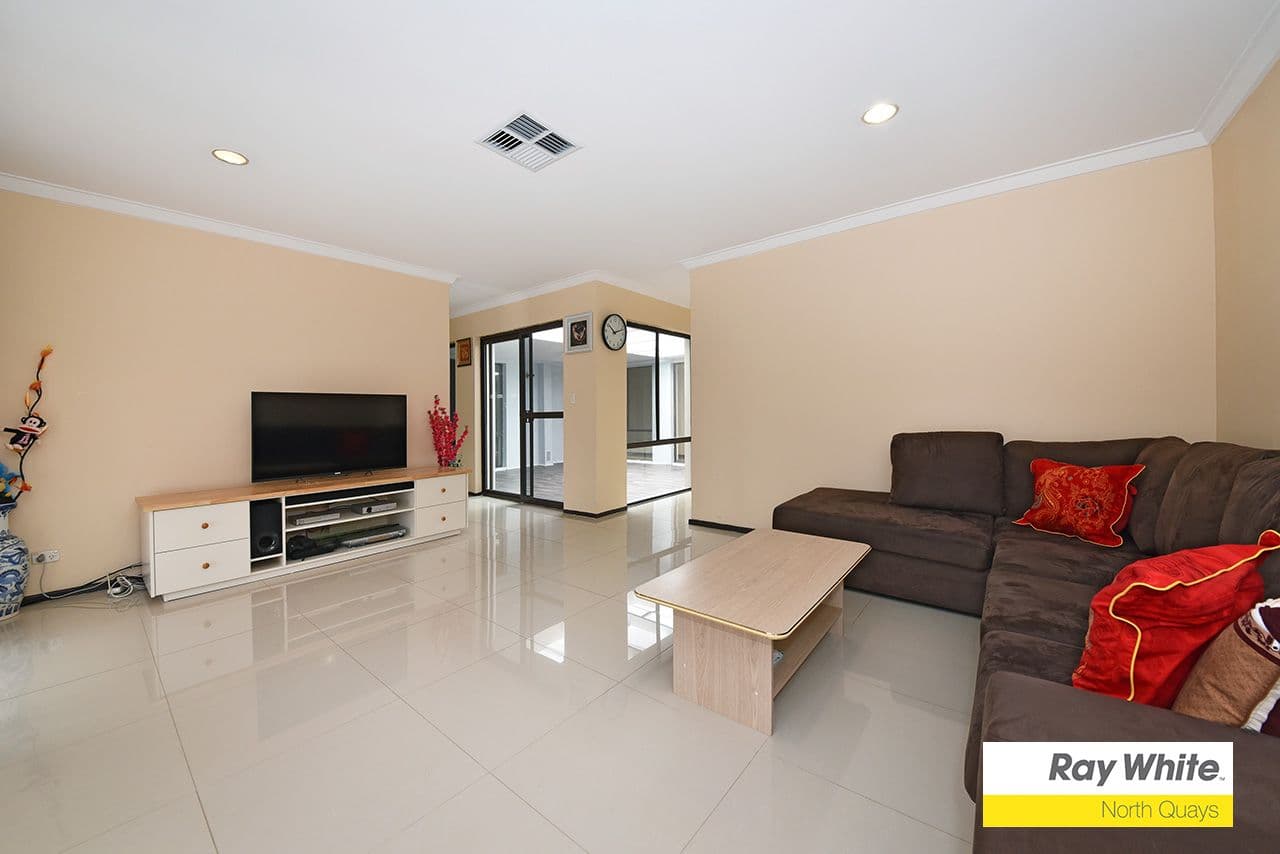 262 Erindale Road, Hamersley WA 6022, Hamersley - Thumbnail 4
