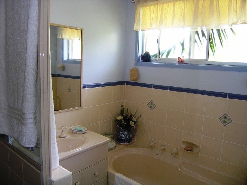 18 Fuchsia Street, WYOMING NSW 2250, Wyoming - Thumbnail 6