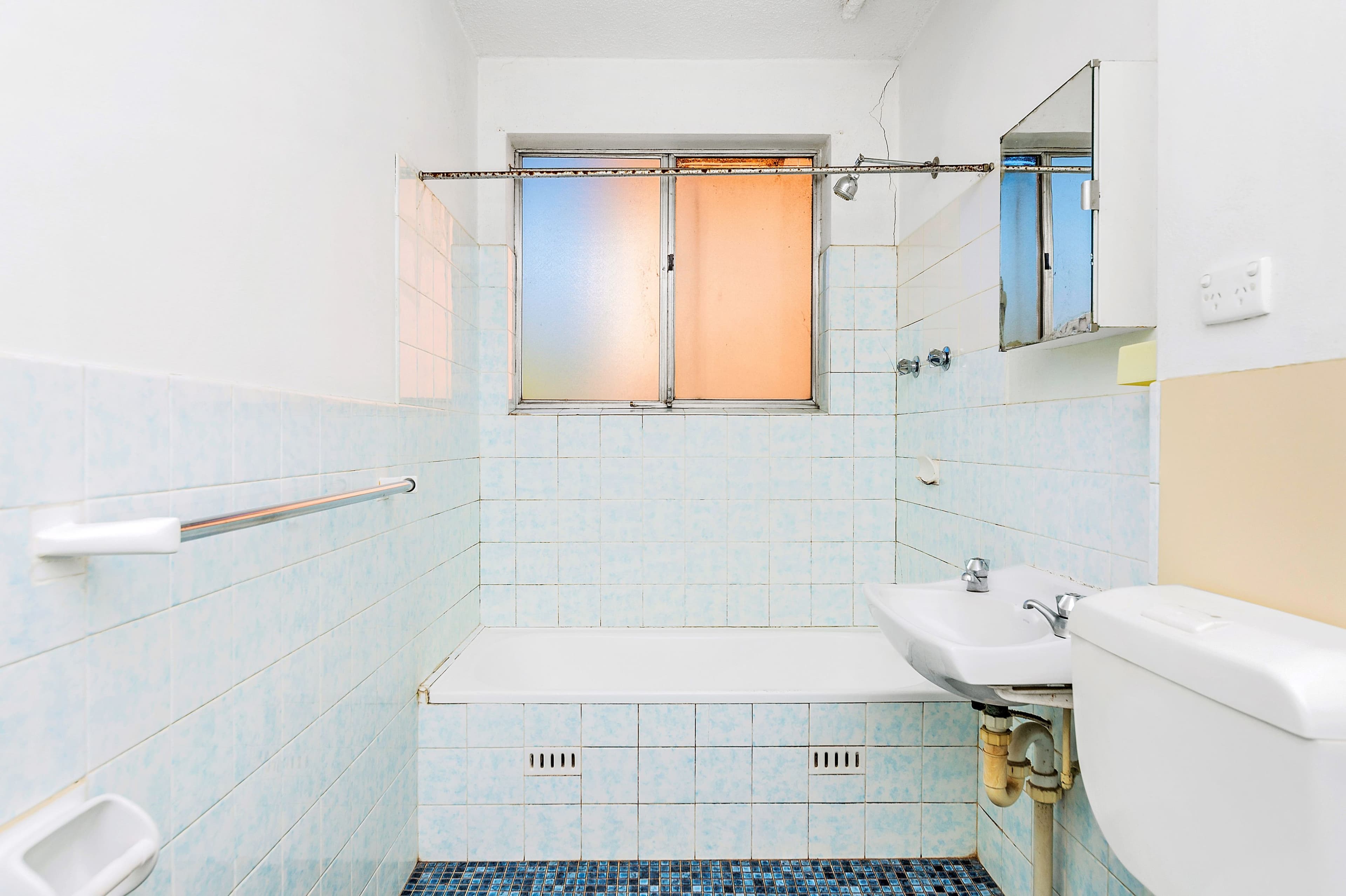 15 Crest Road, CRESTWOOD NSW 2153, Crestwood - Thumbnail 4