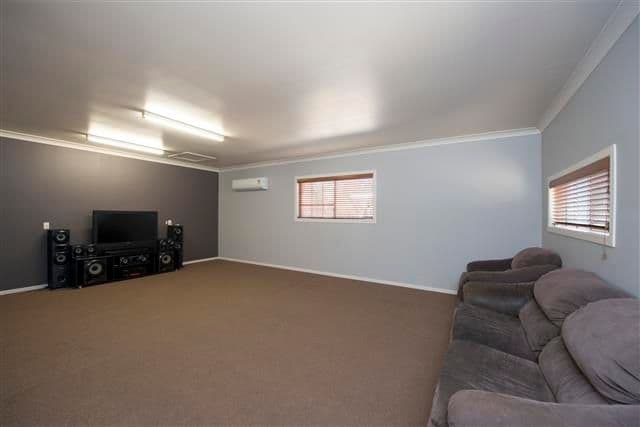 46 Cockatoo Drive, NEW AUCKLAND QLD 4680, New Auckland - Thumbnail 4