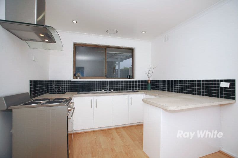 21 Crescent Street, NOBLE PARK VIC 3174, Noble Park - Thumbnail 2