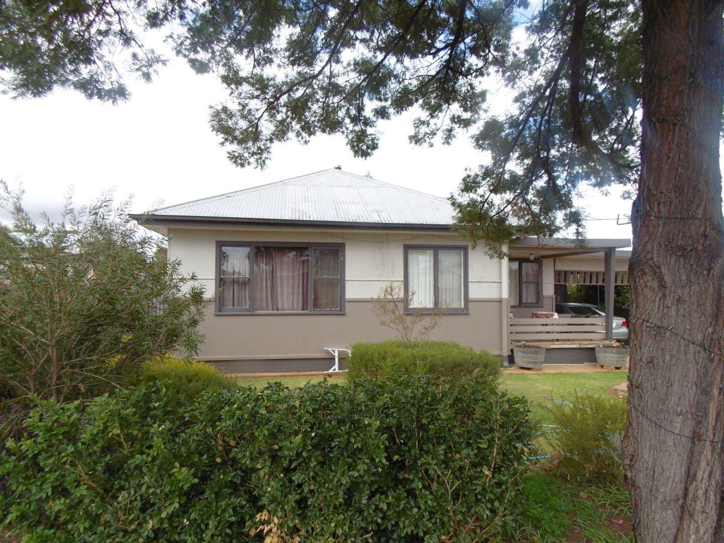 4 Cleopatra Drive, Cranbourne - Image 1