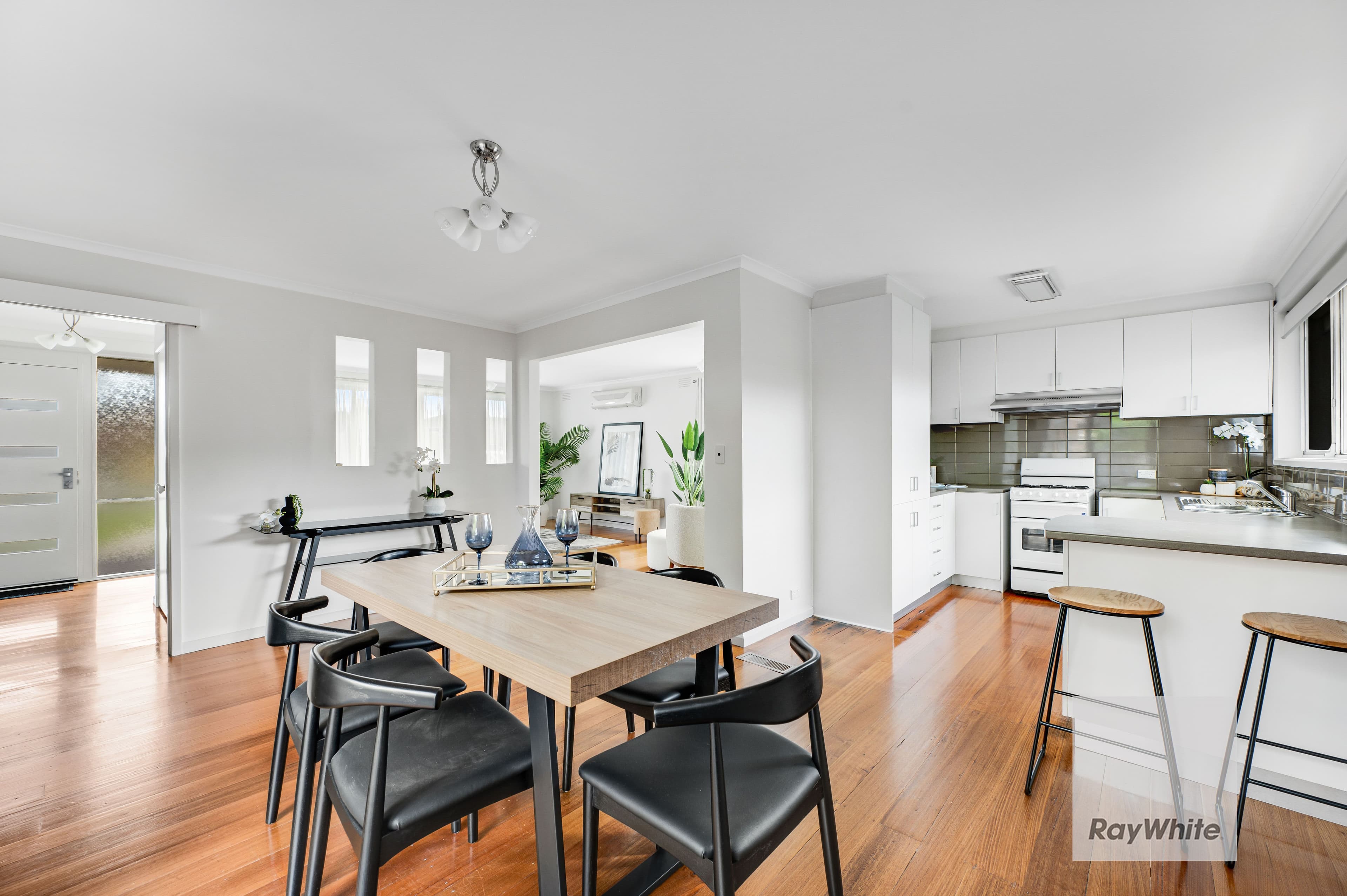 10 Costain Court, Gladstone Park VIC 3043, Gladstone Park - Thumbnail 8