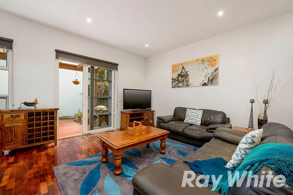 9 Manikato Avenue, Mordialloc VIC 3195, Mordialloc - Thumbnail 4