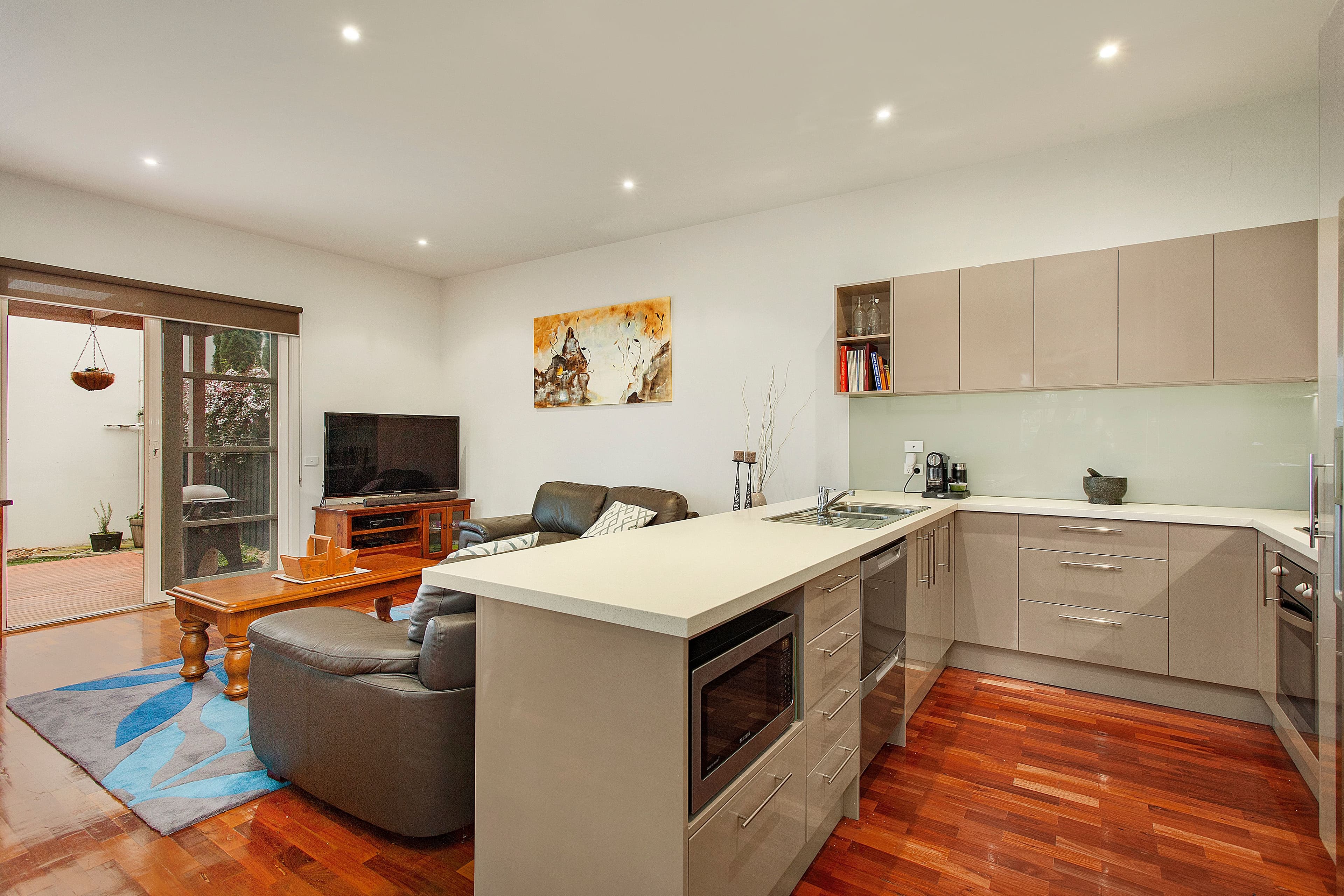 9 Manikato Avenue, Mordialloc VIC 3195, Mordialloc - Thumbnail 5