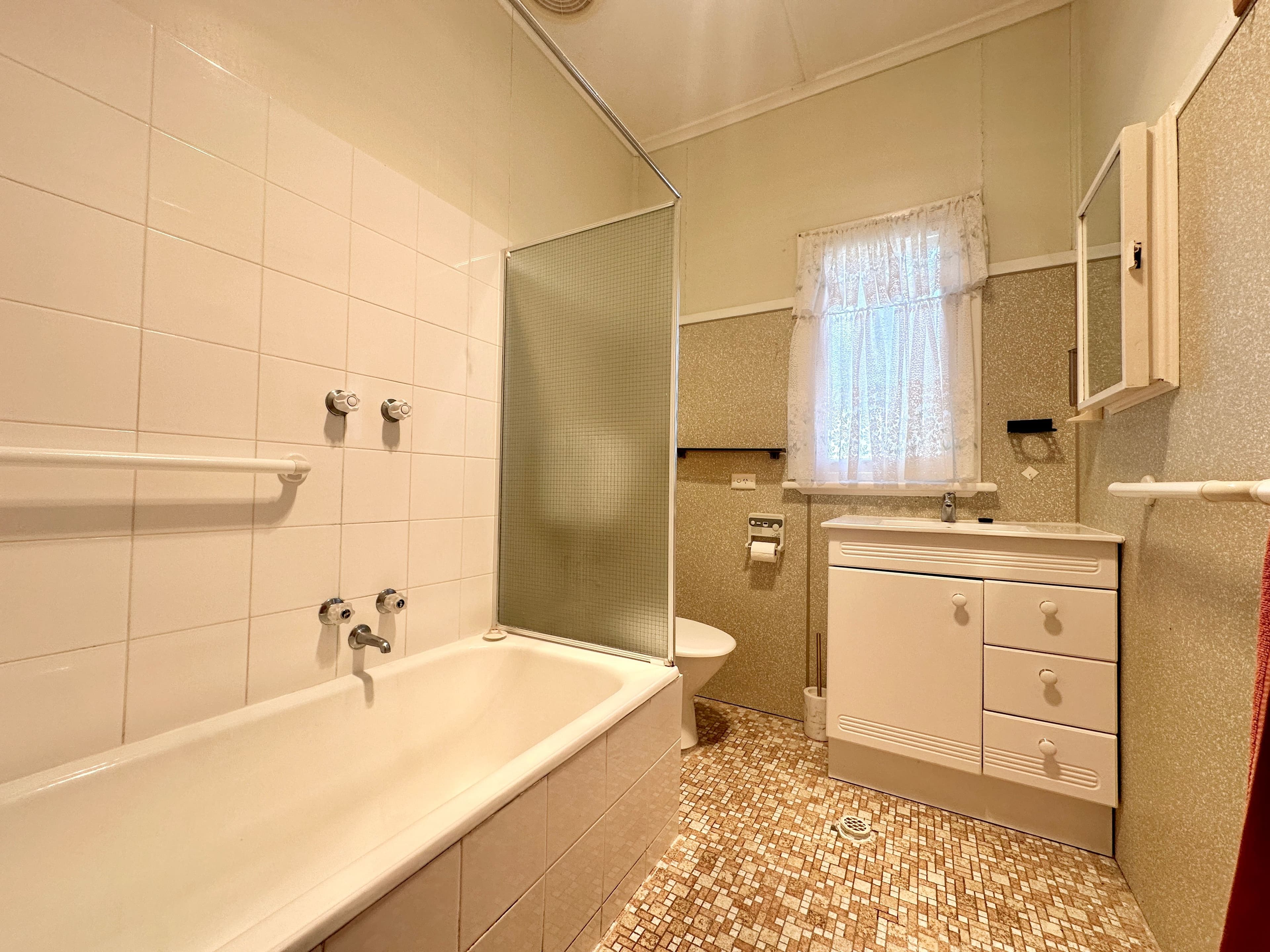 1 Tatiara Terrace, Bordertown SA 5268, Bordertown - Thumbnail 8