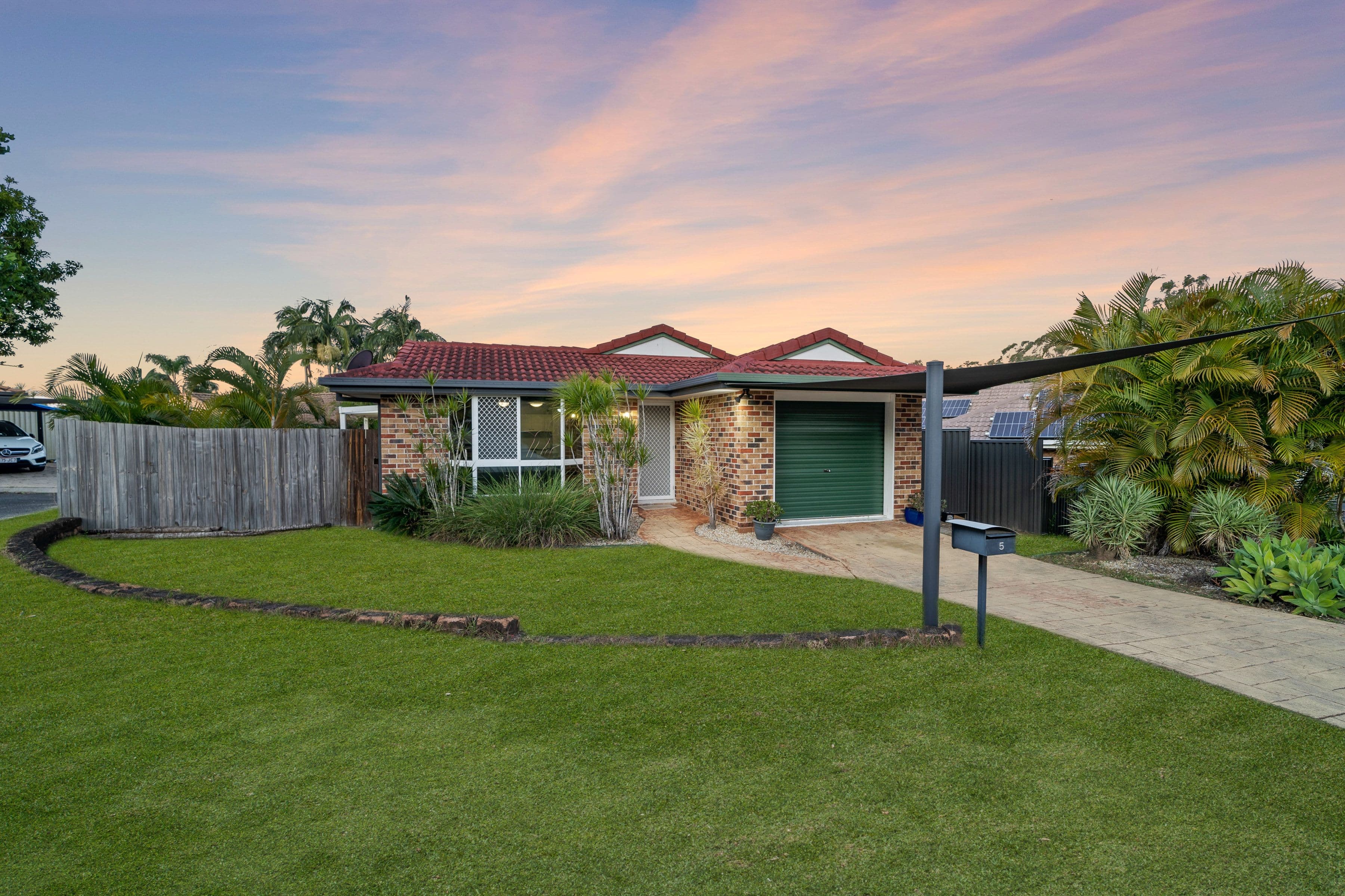 5 Kelsal Court, Heritage Park QLD 4118, Heritage Park - Image 1