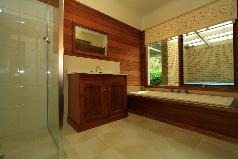2 Noble Court, KANGAROO FLAT VIC 3555, Kangaroo Flat - Thumbnail 4