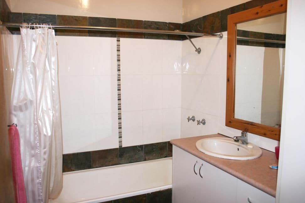 17 Princes Avenue, GOULBURN NSW 2580, Goulburn - Thumbnail 3