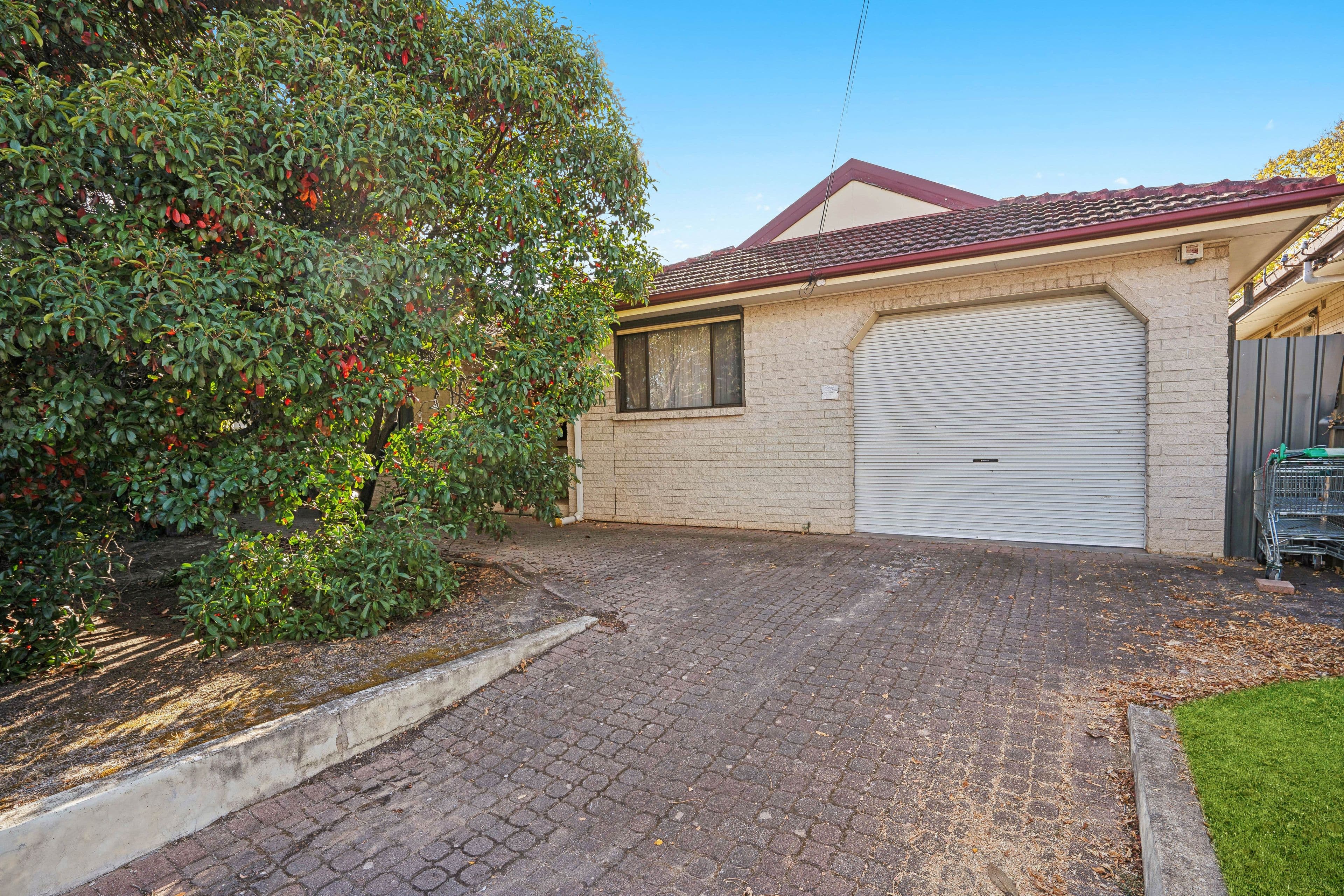 98 Lyons Road, Holden Hill SA 5088, Holden Hill - Thumbnail 2